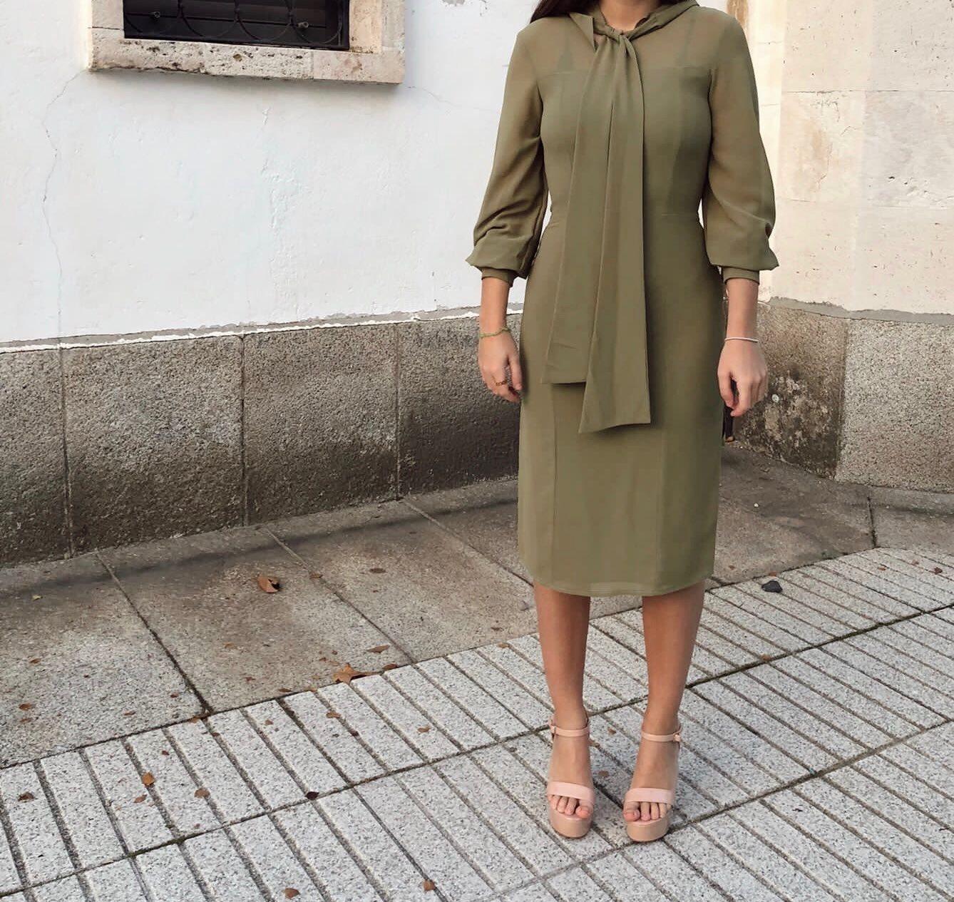 Vestido midi color verde hoja Bimani — foto 2 de 5