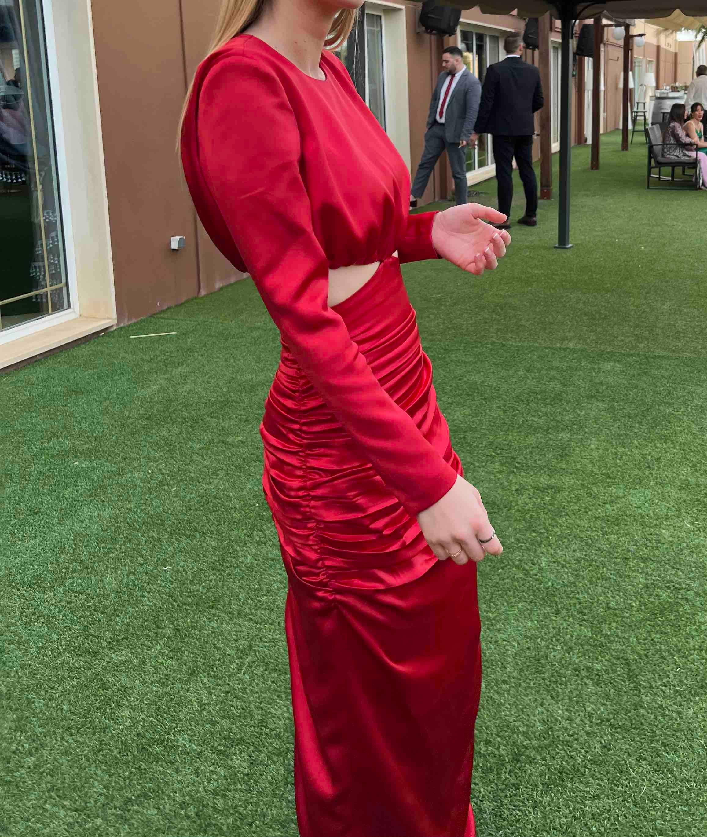Vestido Redondo Brand — foto 1 de 4