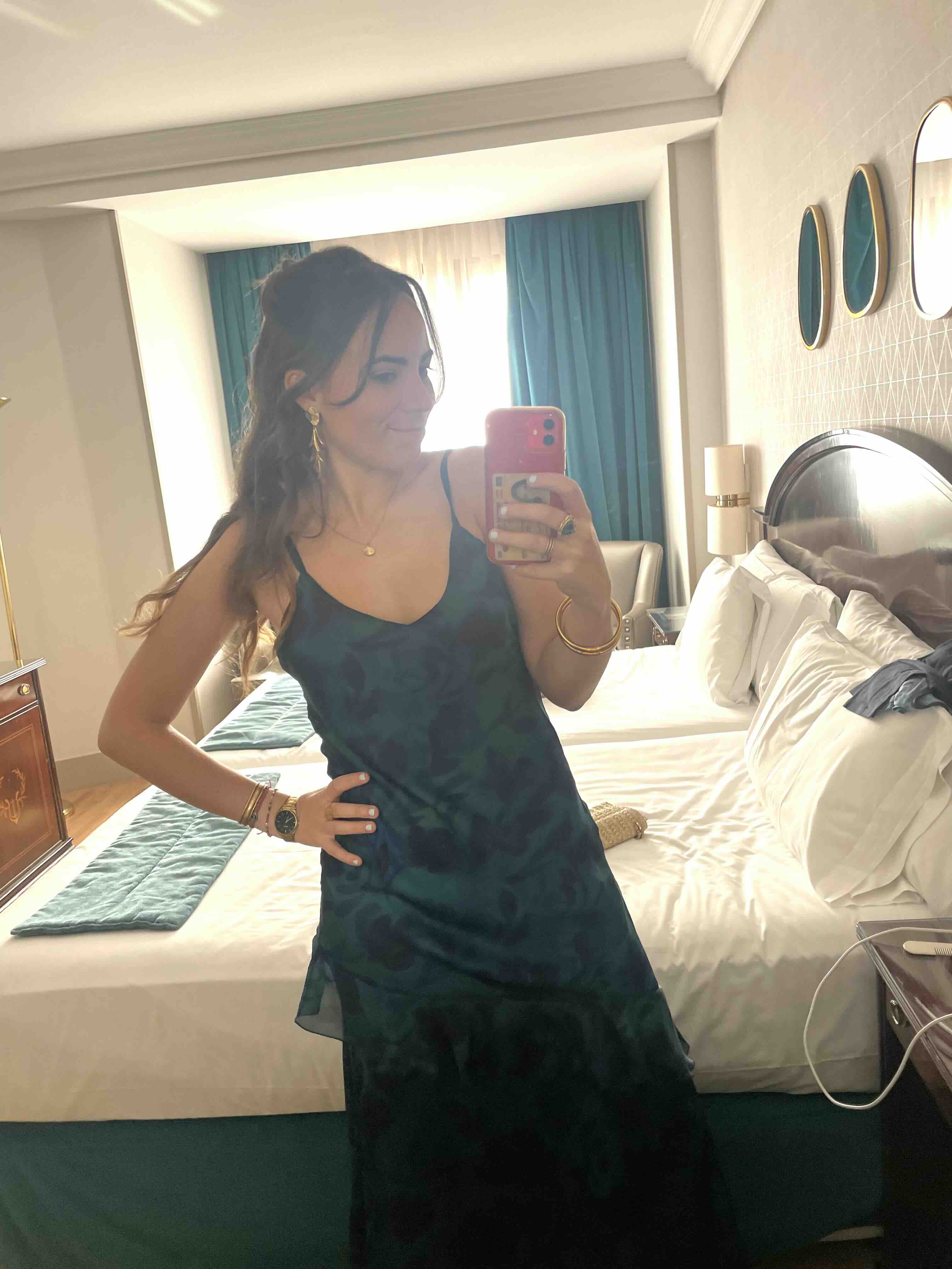 Vestido Camila THE ARE — foto 3 de 3