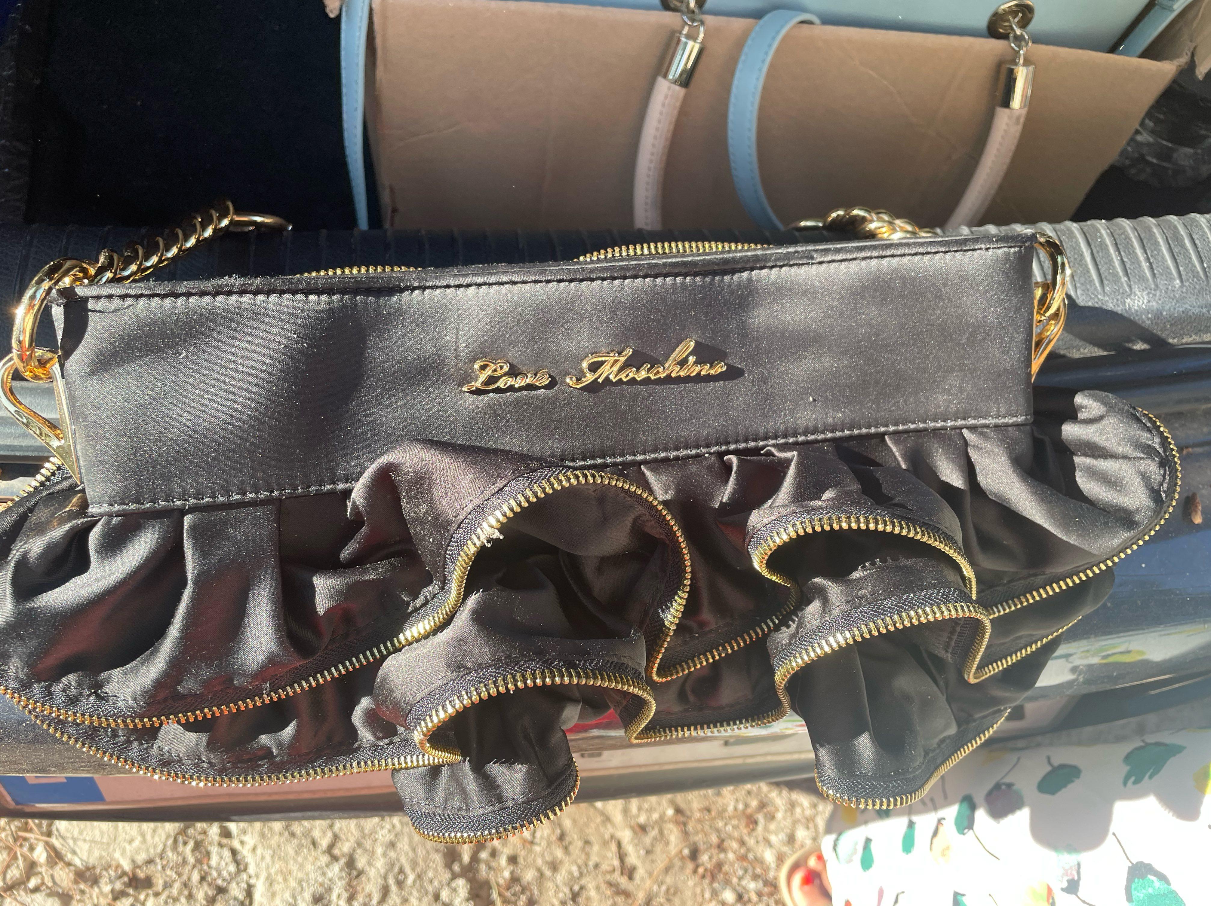Precioso bolso cremallera Moschino Love Moschino — foto 1 de 2
