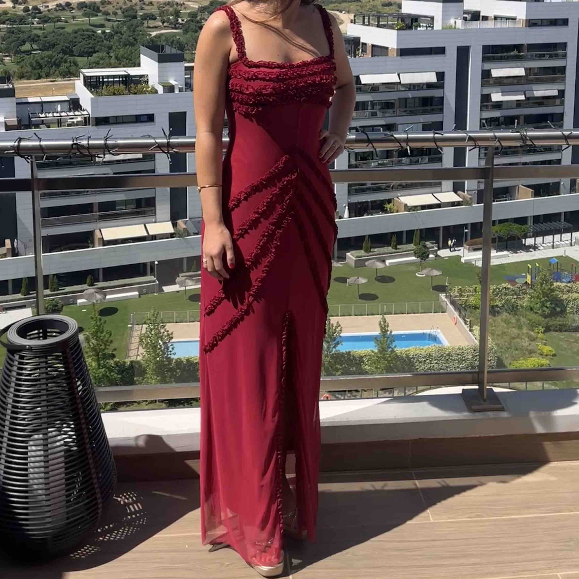 Vestido Laagam — foto 1 de 3