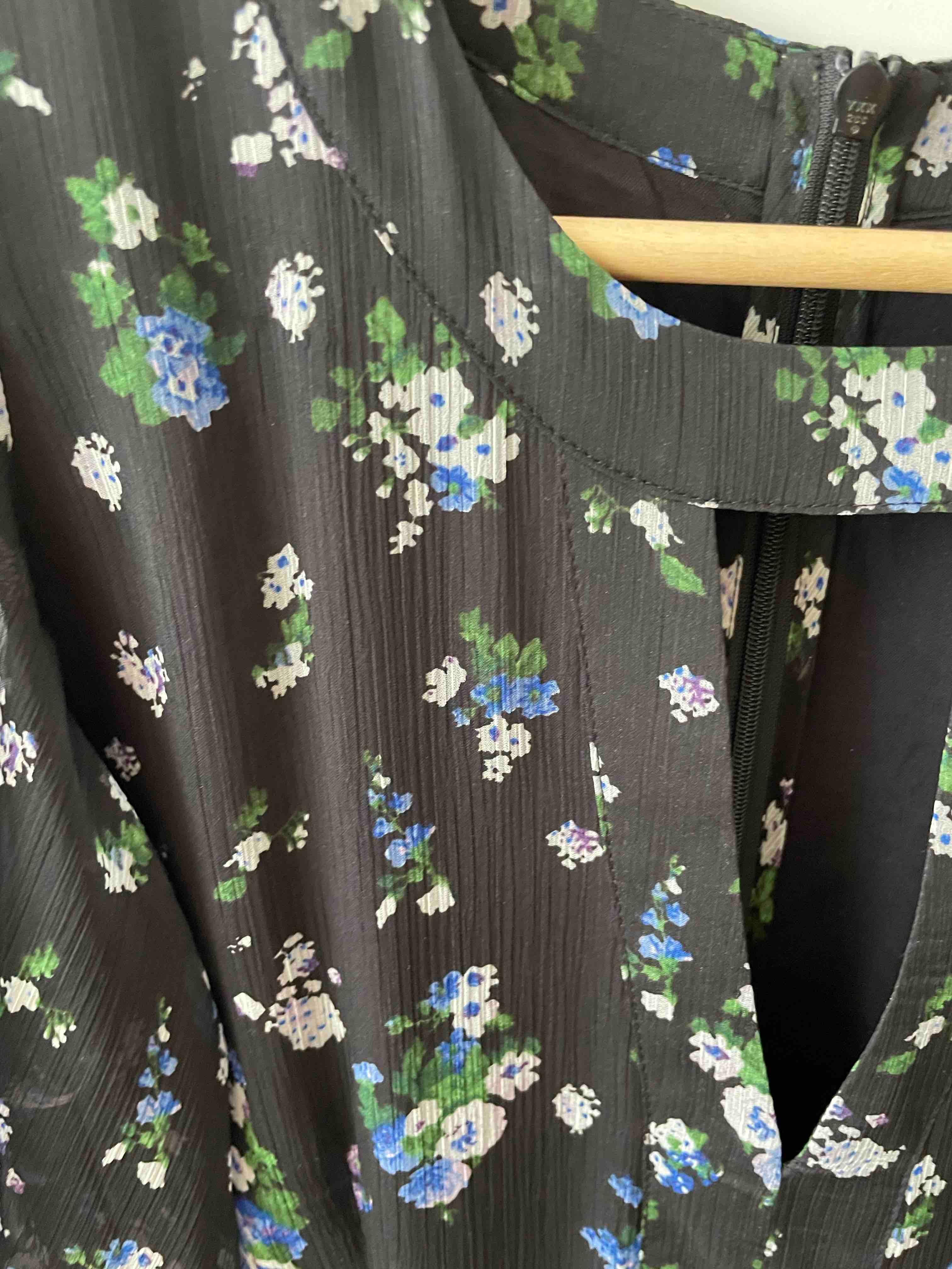 Vestido cutouts Maje — foto 5 de 6