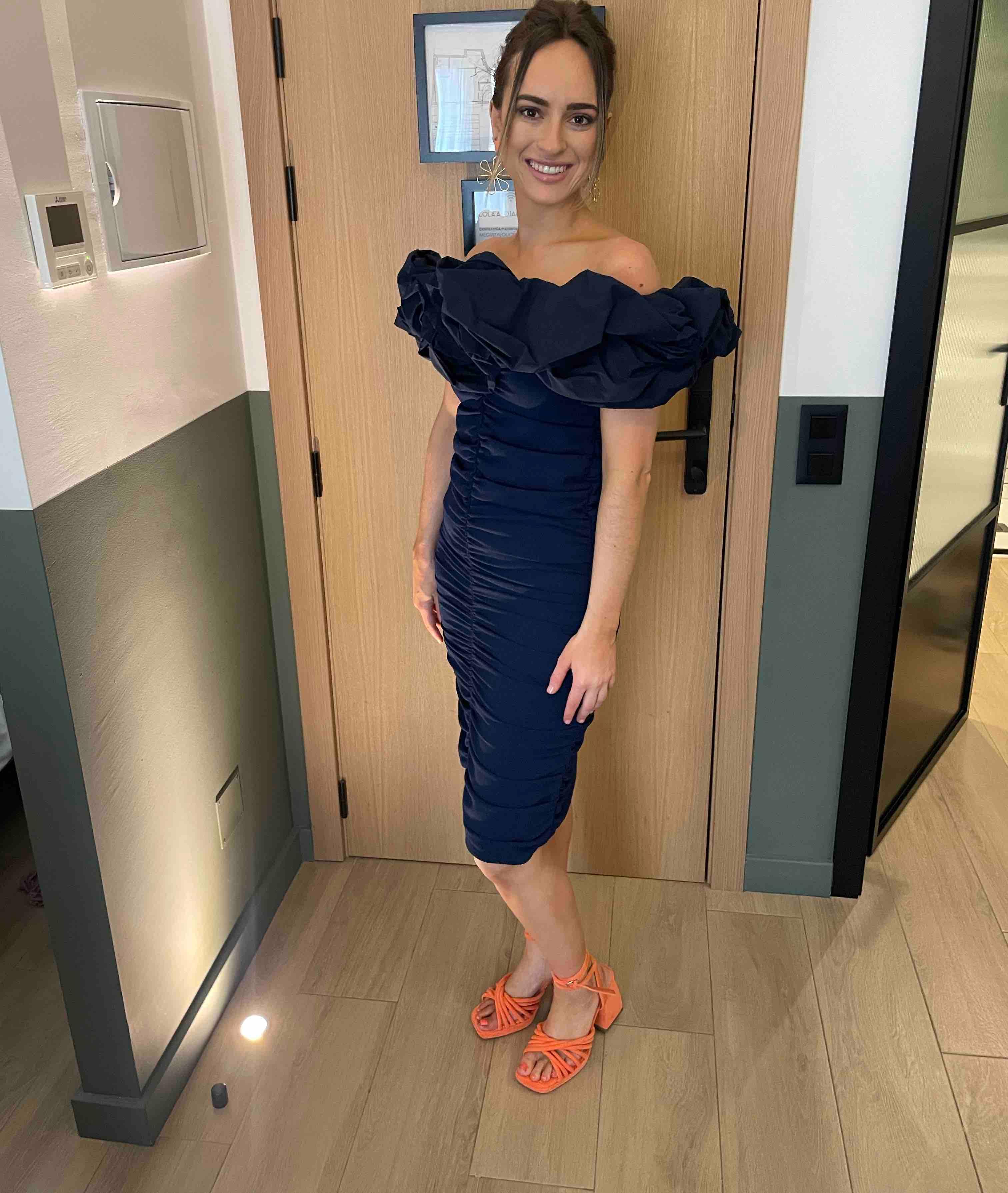 Vestido de boda día Cos — foto 2 de 3