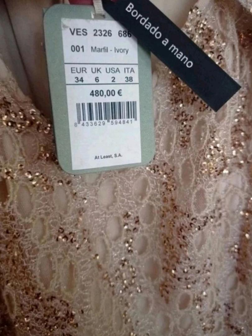 Vestido Hoss Intropia bordado lentejuelas — foto 5 de 6