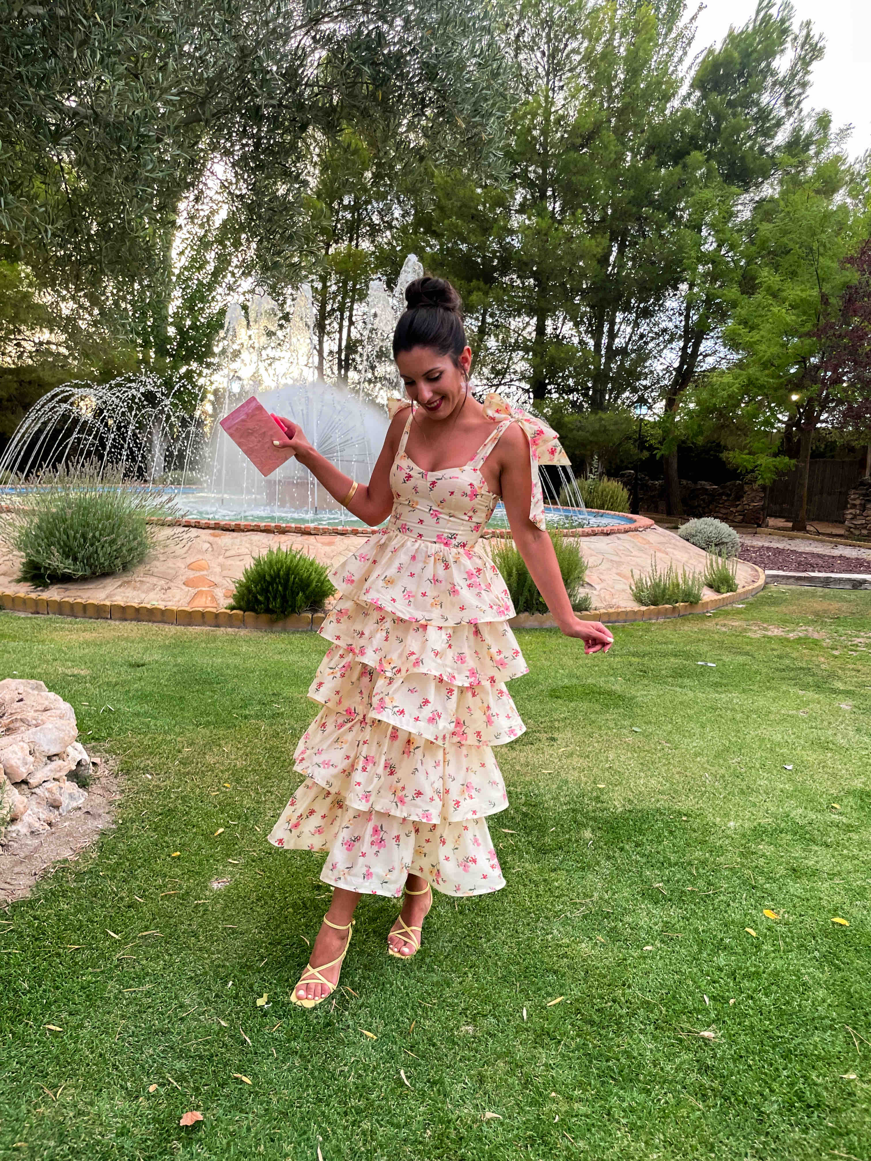 Vestido midi volantes & Other Stories — foto 1 de 5