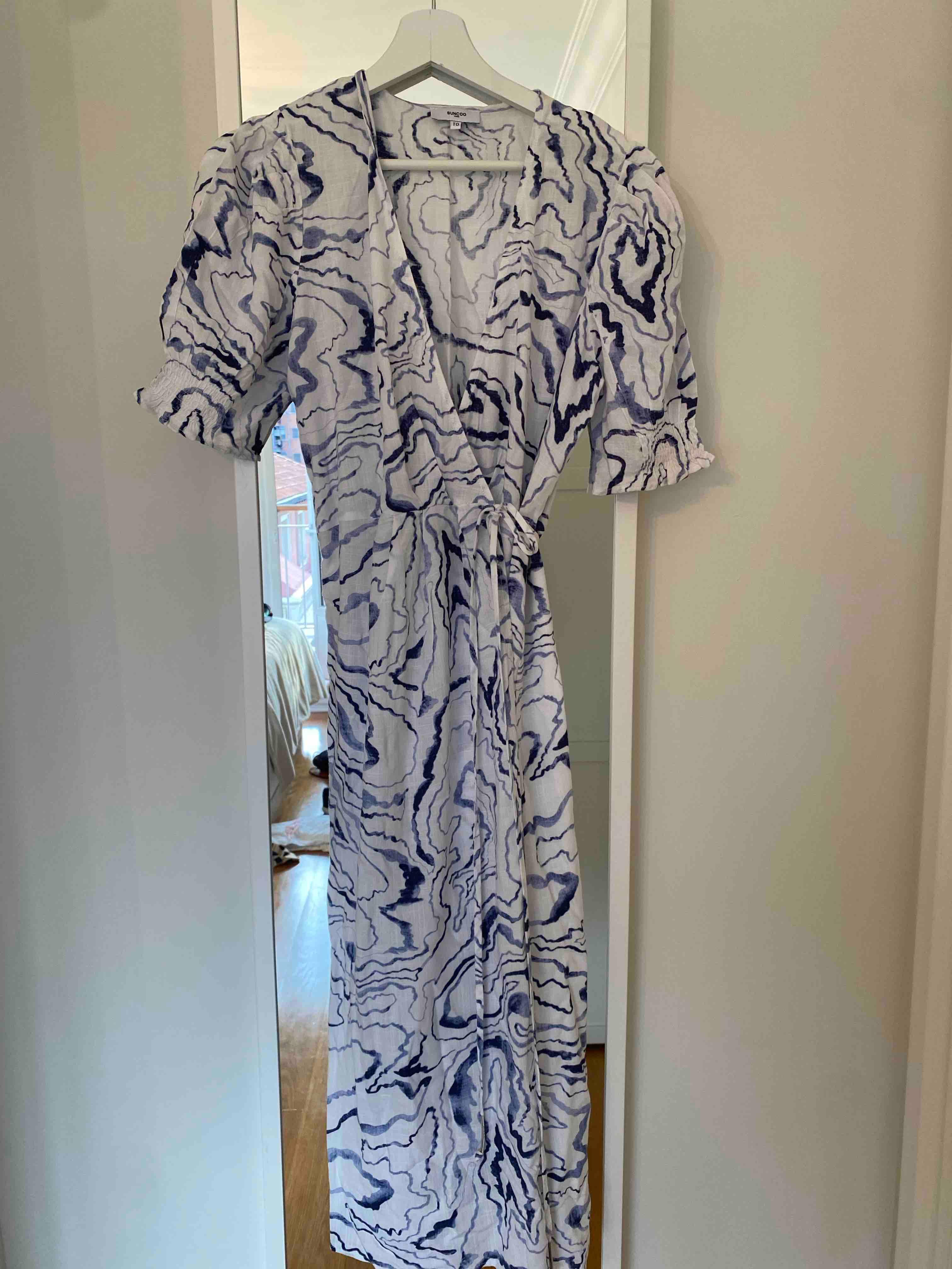Vestido cruzado Suncoo Paris — foto 1 de 5