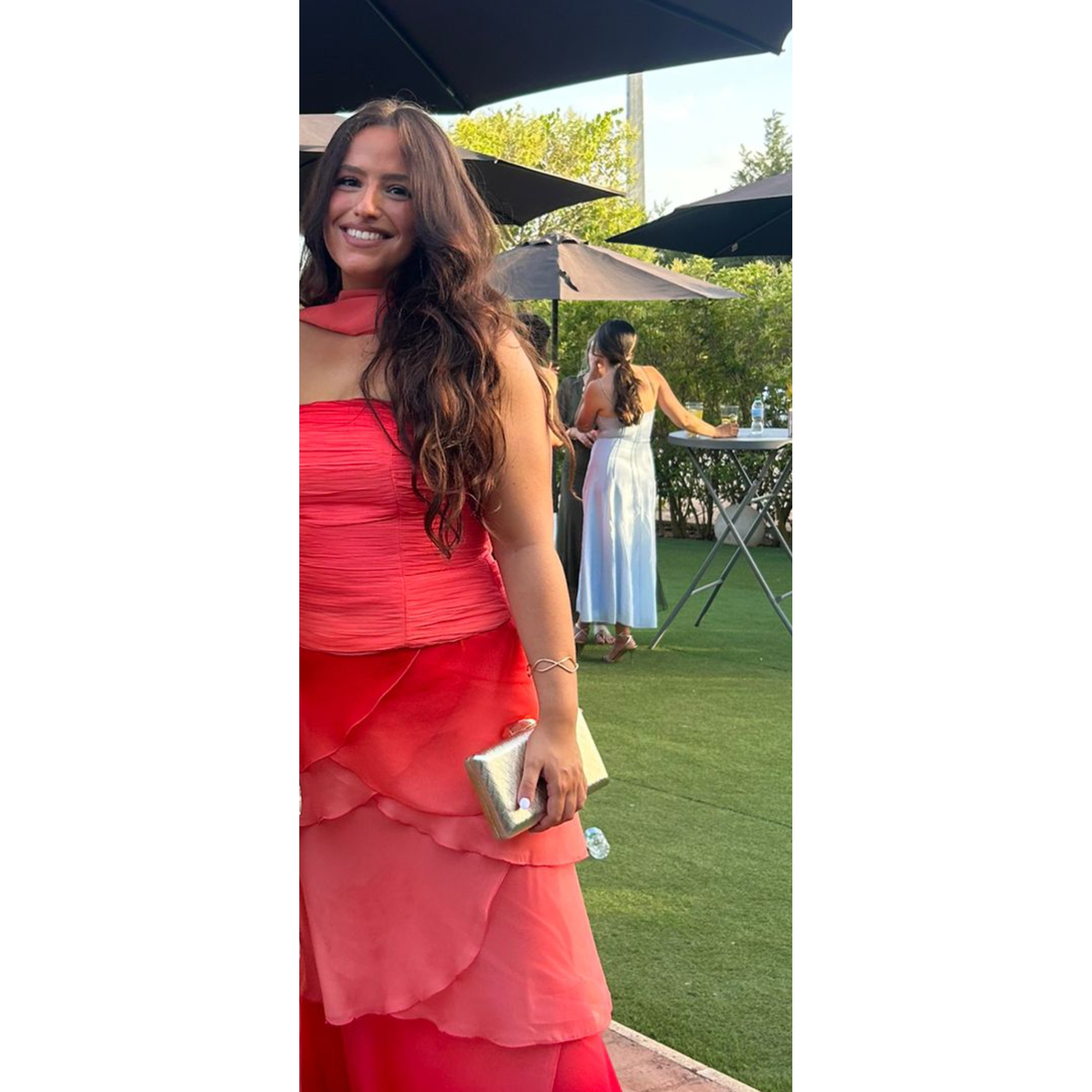 Conjunto boda + capa MIPHAI — foto 2 de 2