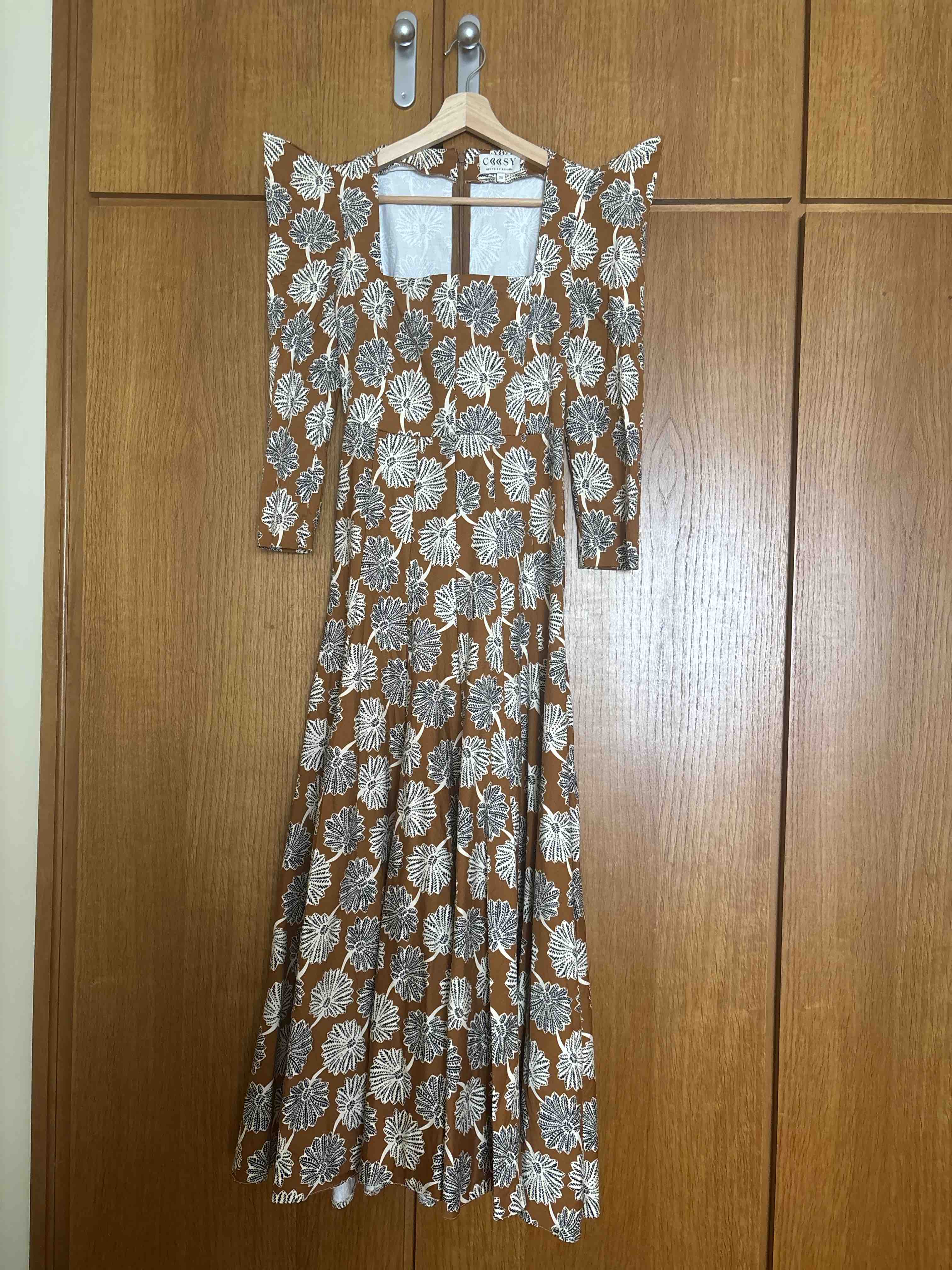 Vestido primavera Coosy XS — foto 1 de 3