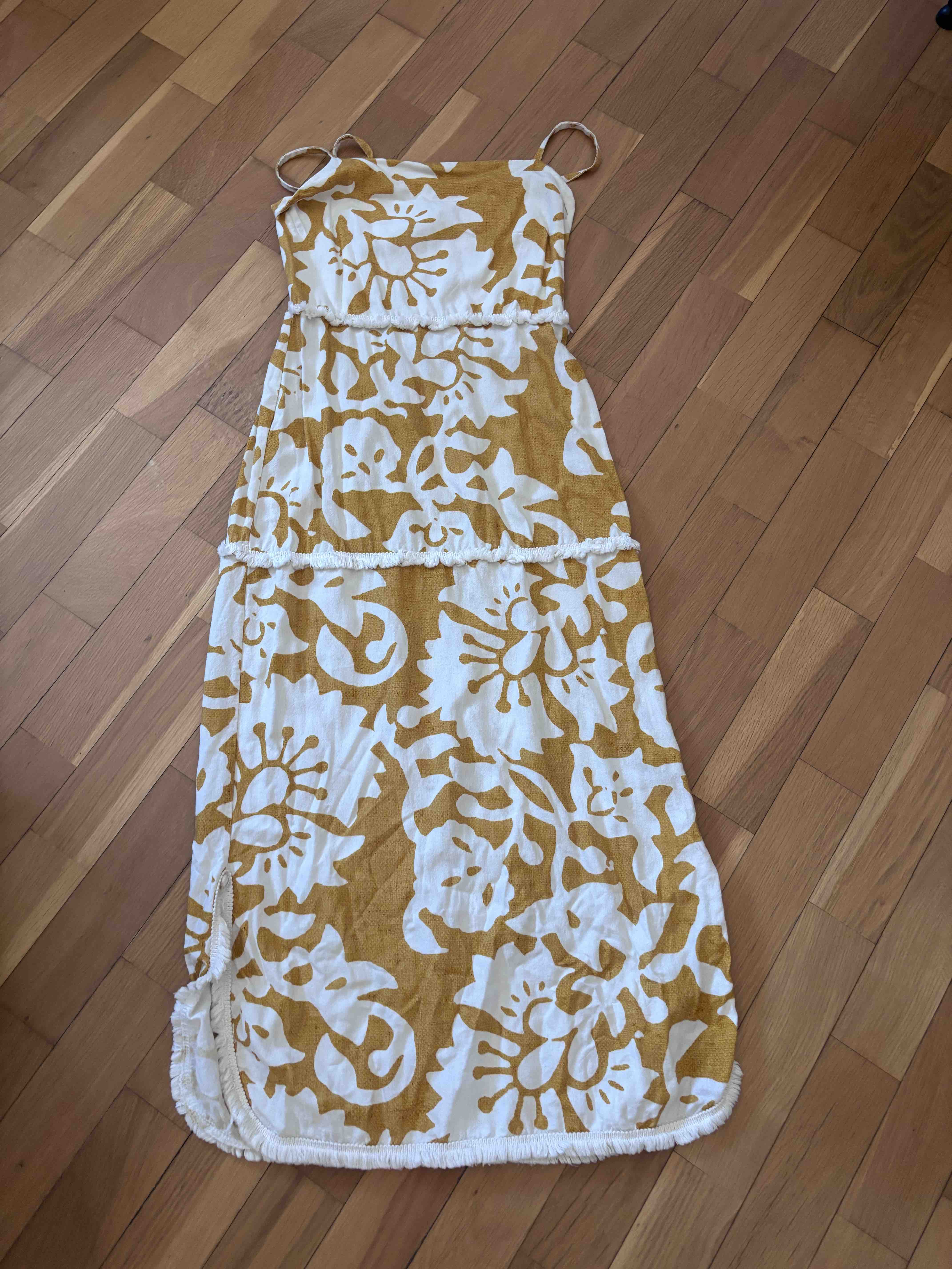 Vestido de invitada Muscari — foto 2 de 4