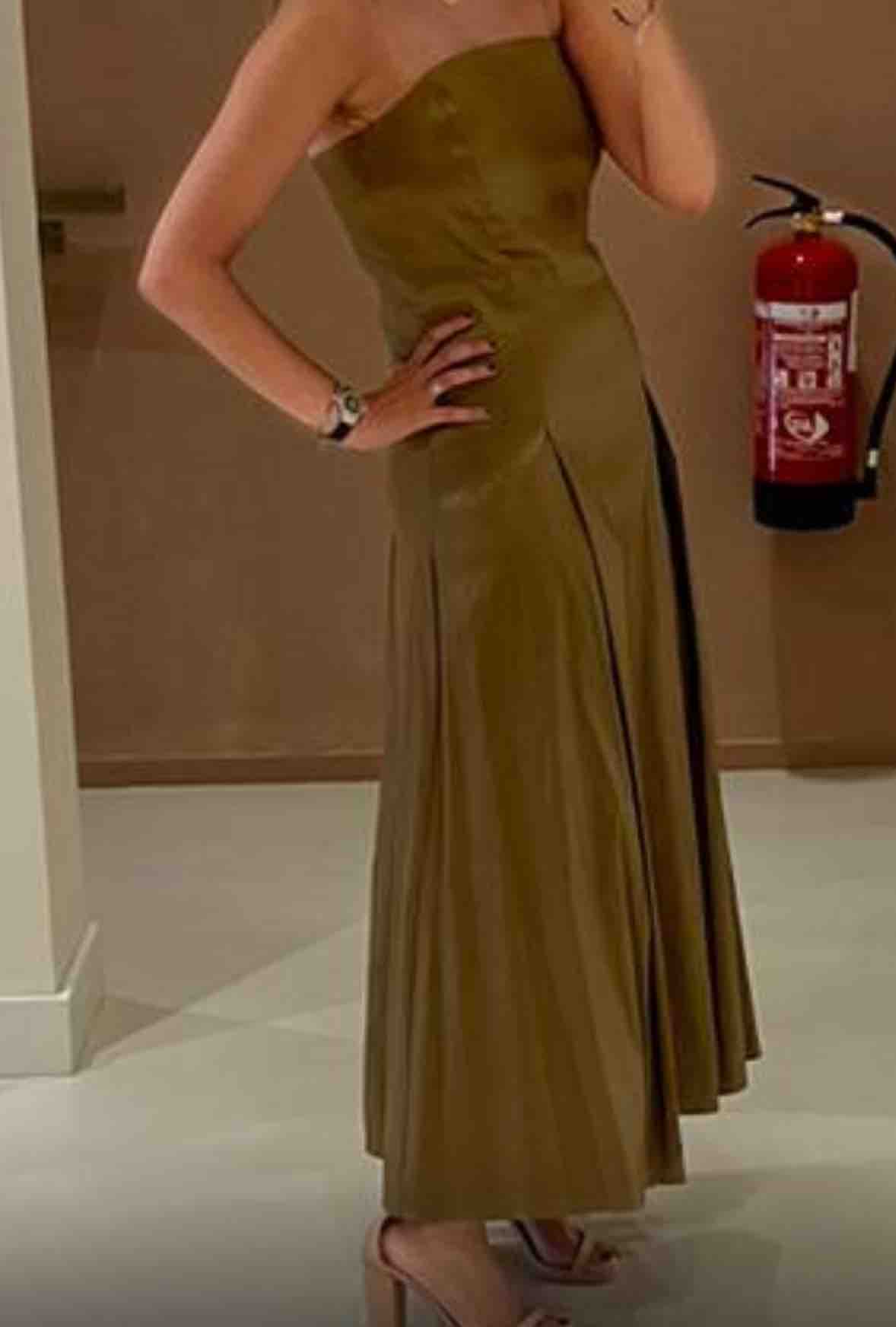Vestido Bimani Palabra de Honor — foto 2 de 3