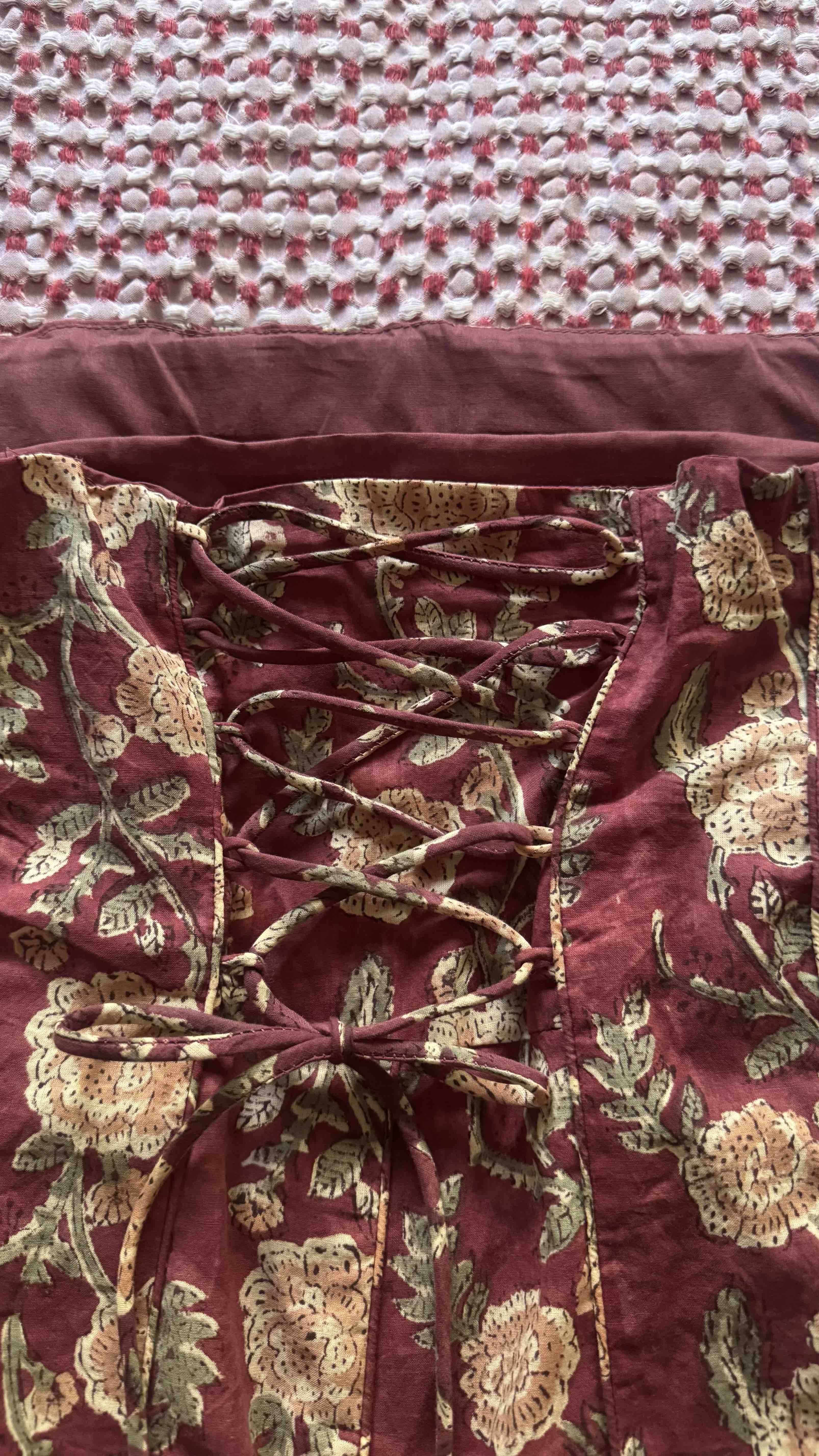 Vestido estampado Lora Baymo — foto 4 de 6