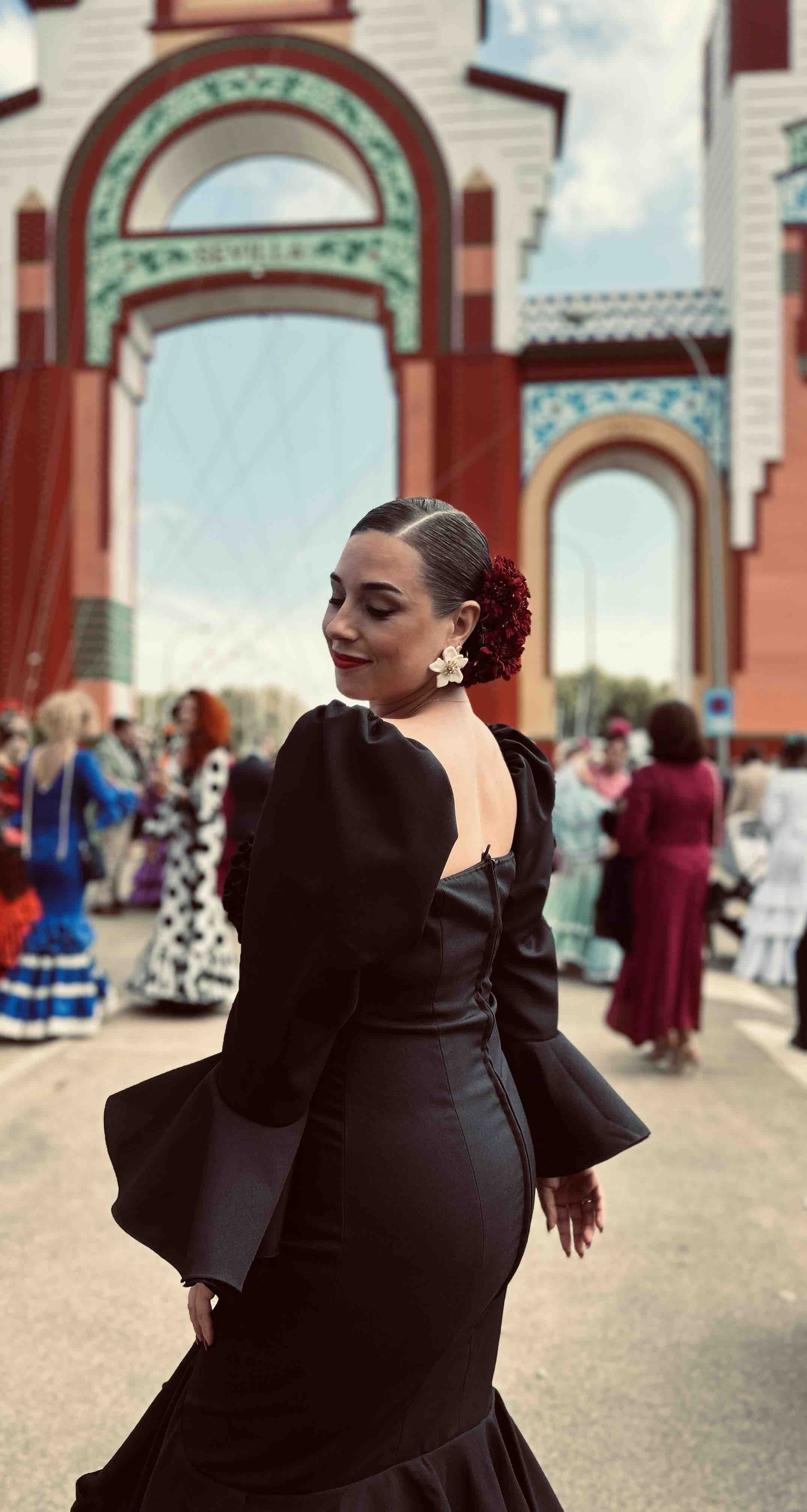 Alquilo mi traje de flamenca sibelina — foto 1 de 6