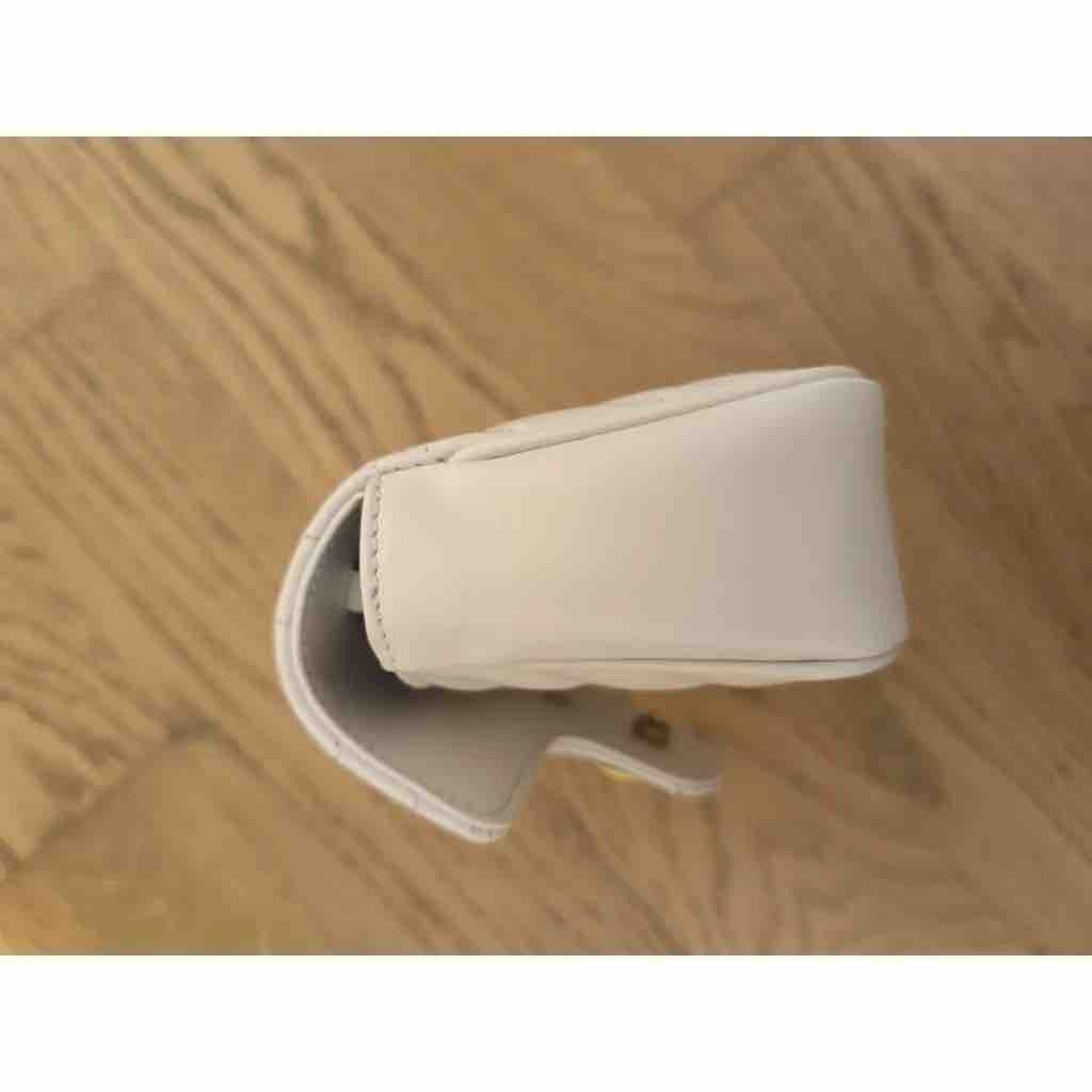 Bolso Gucci Marmont mini — foto 3 de 6