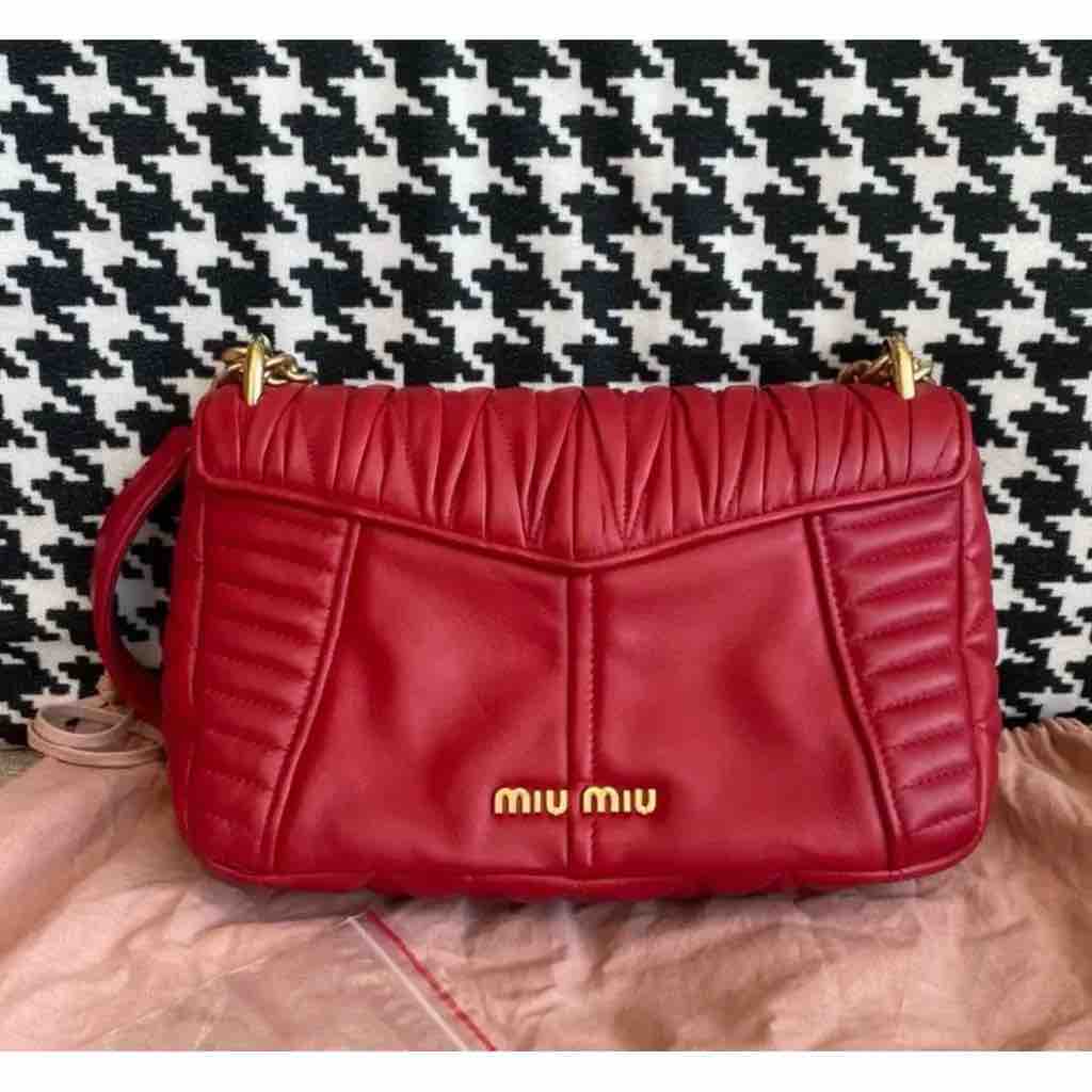 Bolso Miu Miu — foto 2 de 6