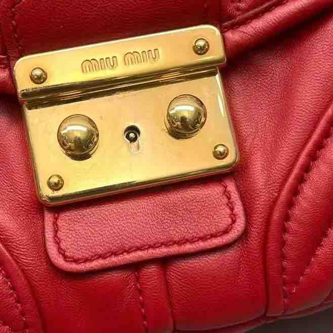 Bolso Miu Miu — foto 6 de 6