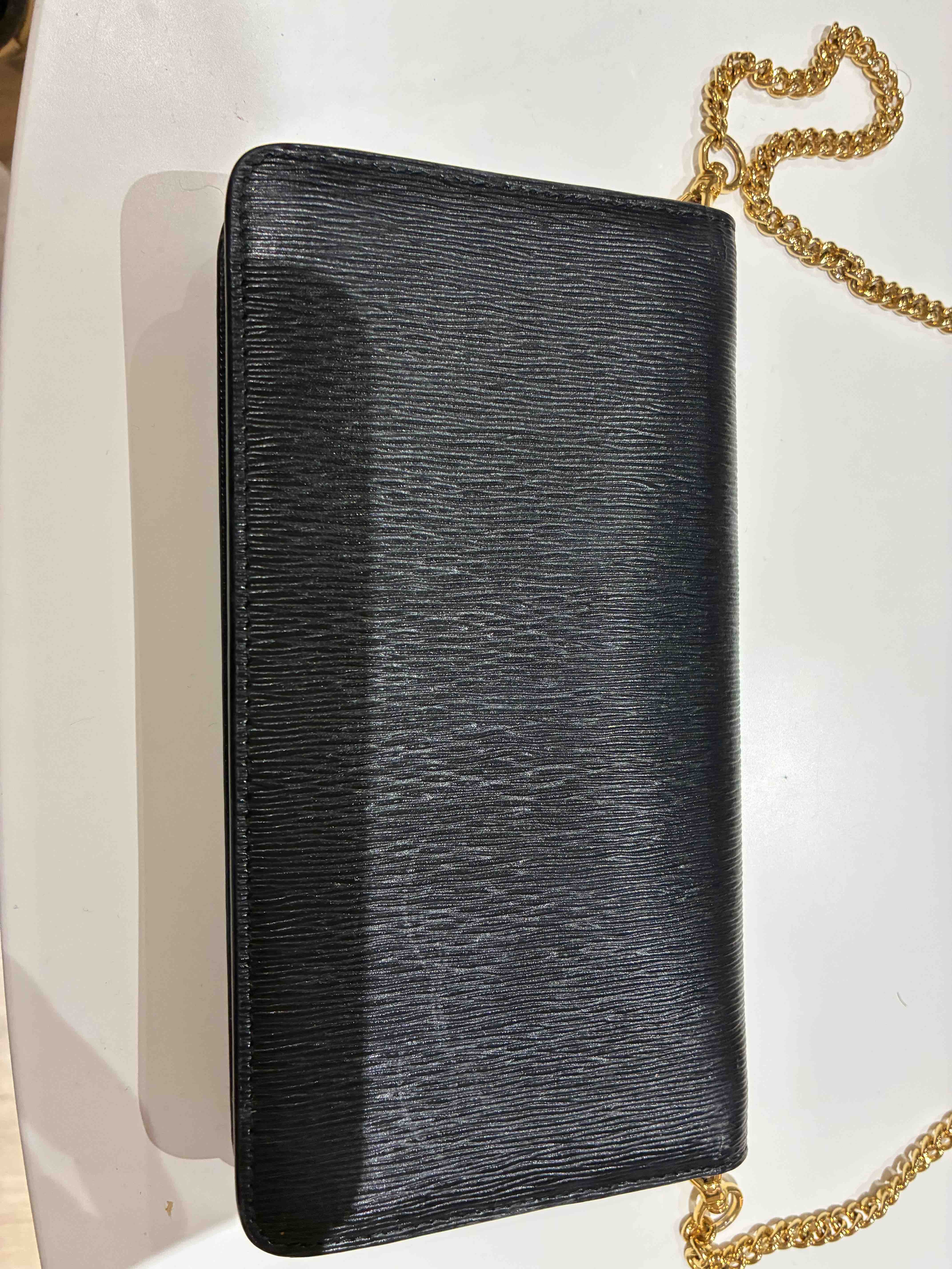 Mini bolso Prada — foto 2 de 6