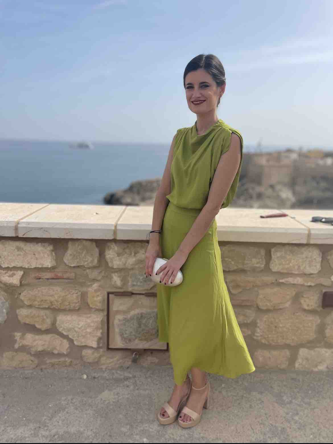 Vestido verde oliva barey Barey Collection — foto 1 de 3