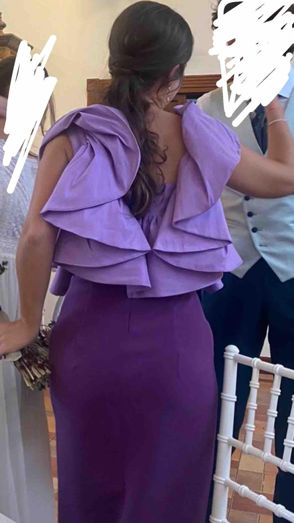 Vestido invitada morado y lila Dew & Corch — foto 2 de 5