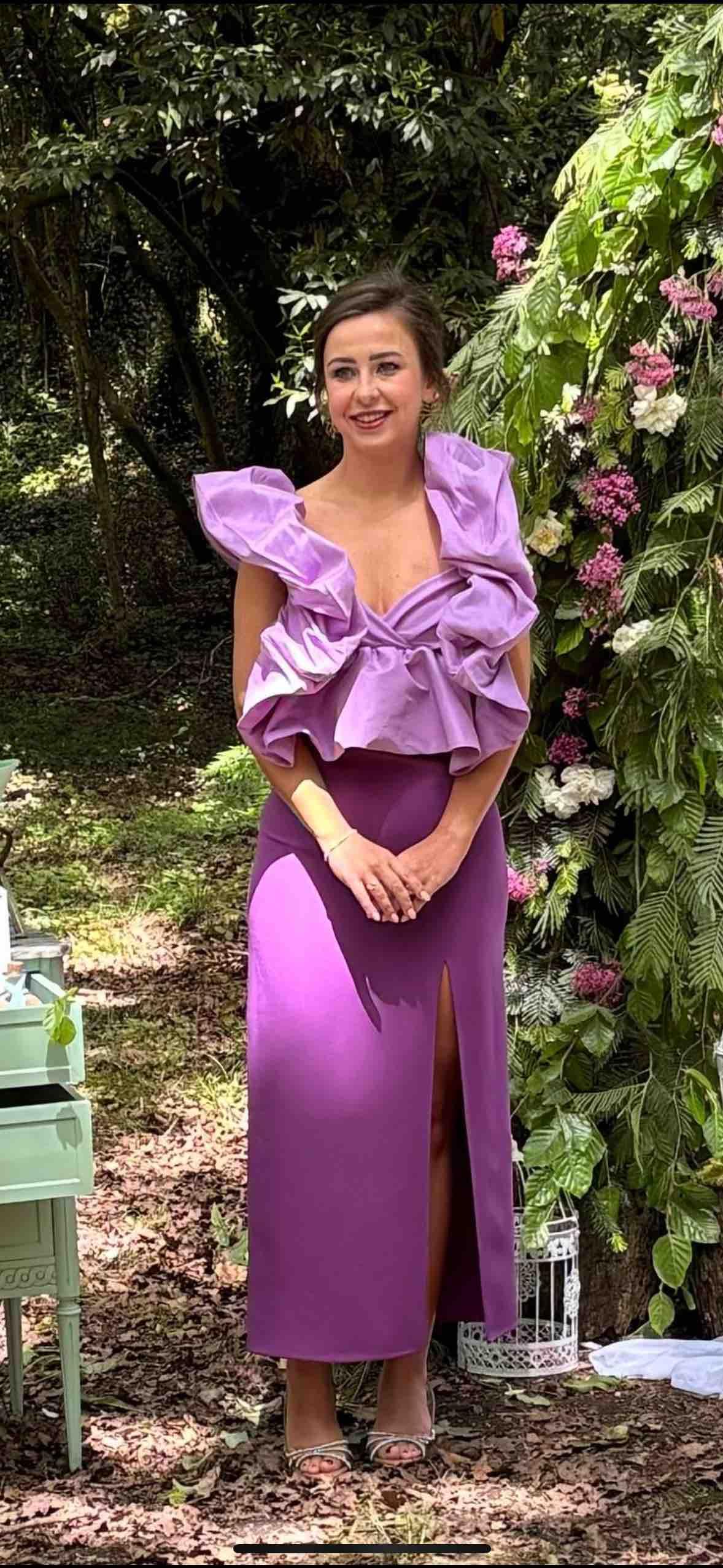 Vestido invitada morado y lila Dew & Corch — foto 1 de 5