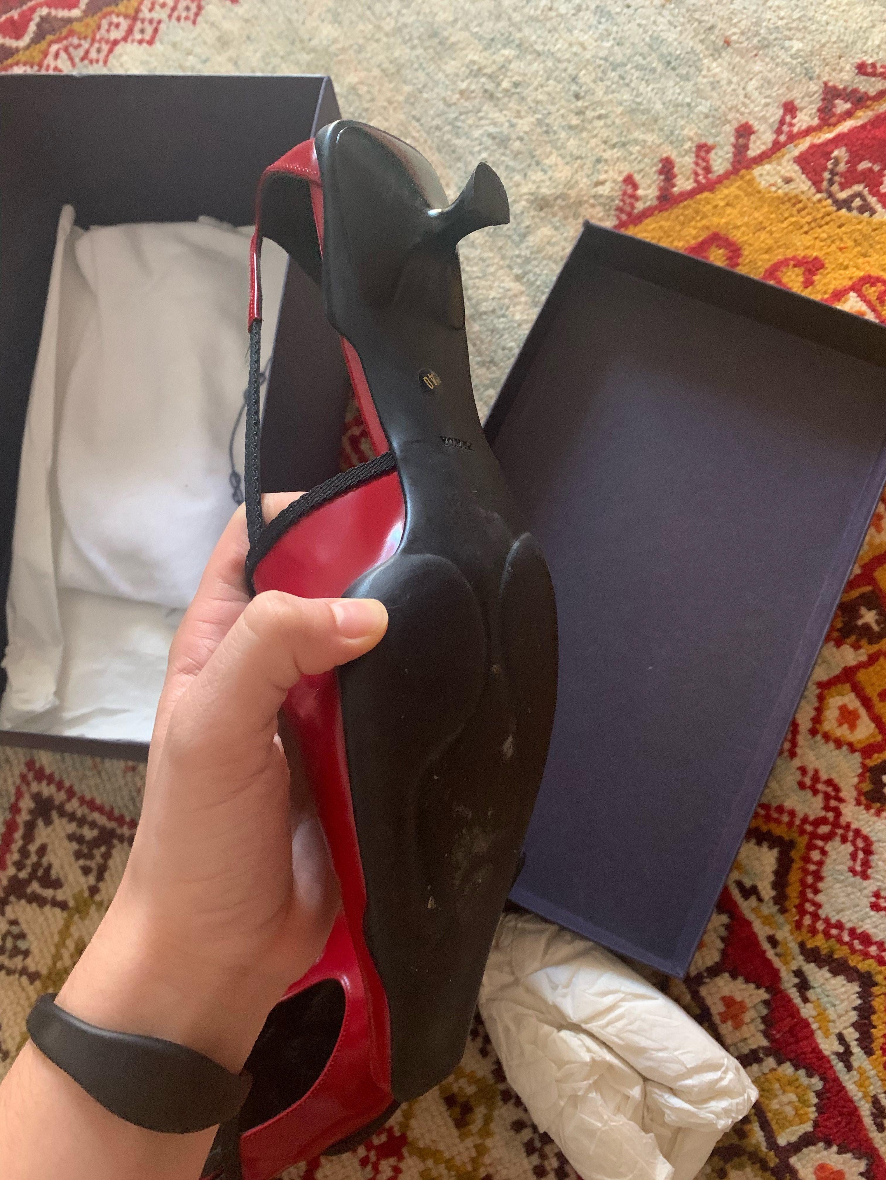 tacones vintage Prada — foto 4 de 6