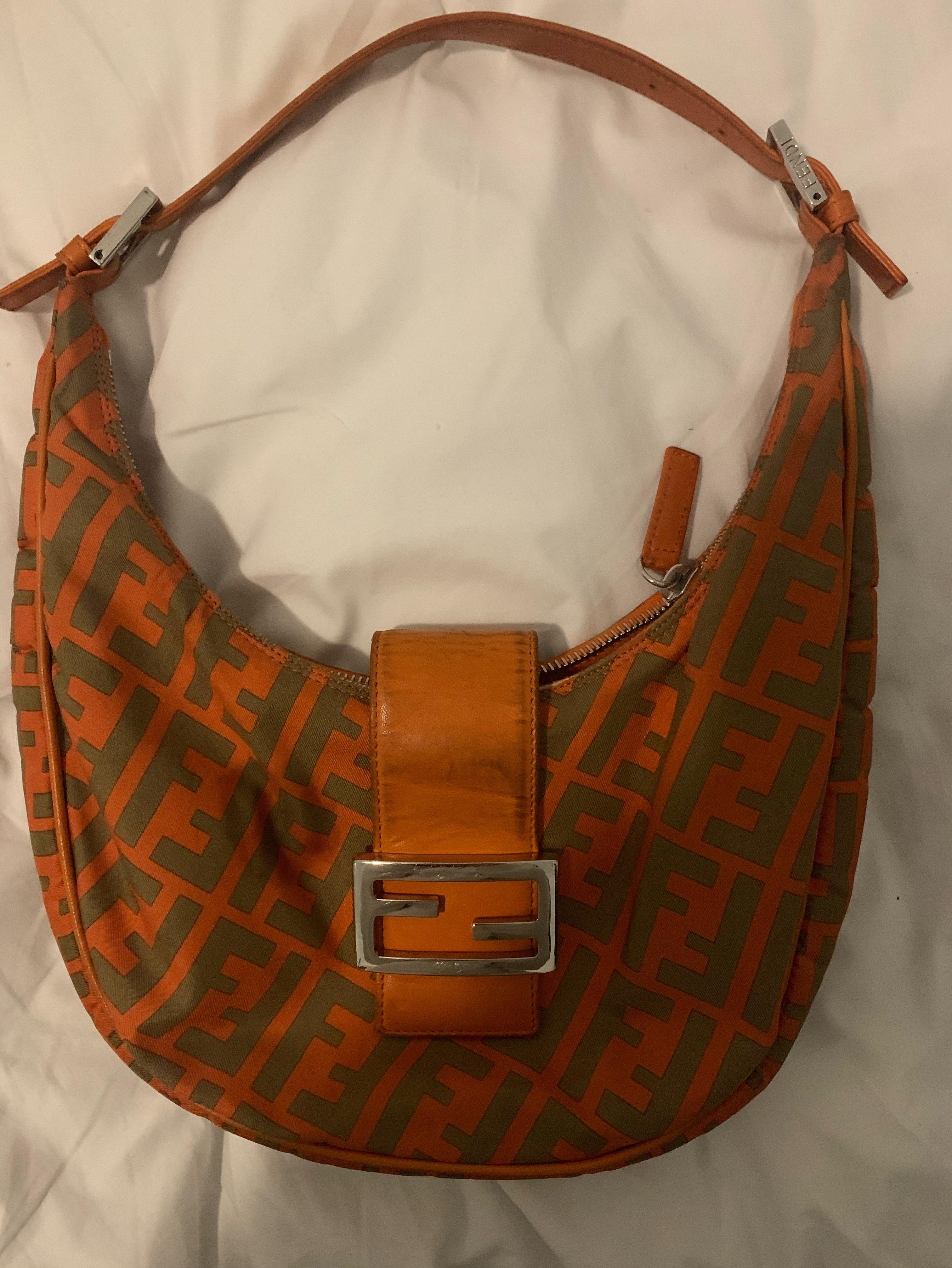 bolso de fendi — foto 1 de 4
