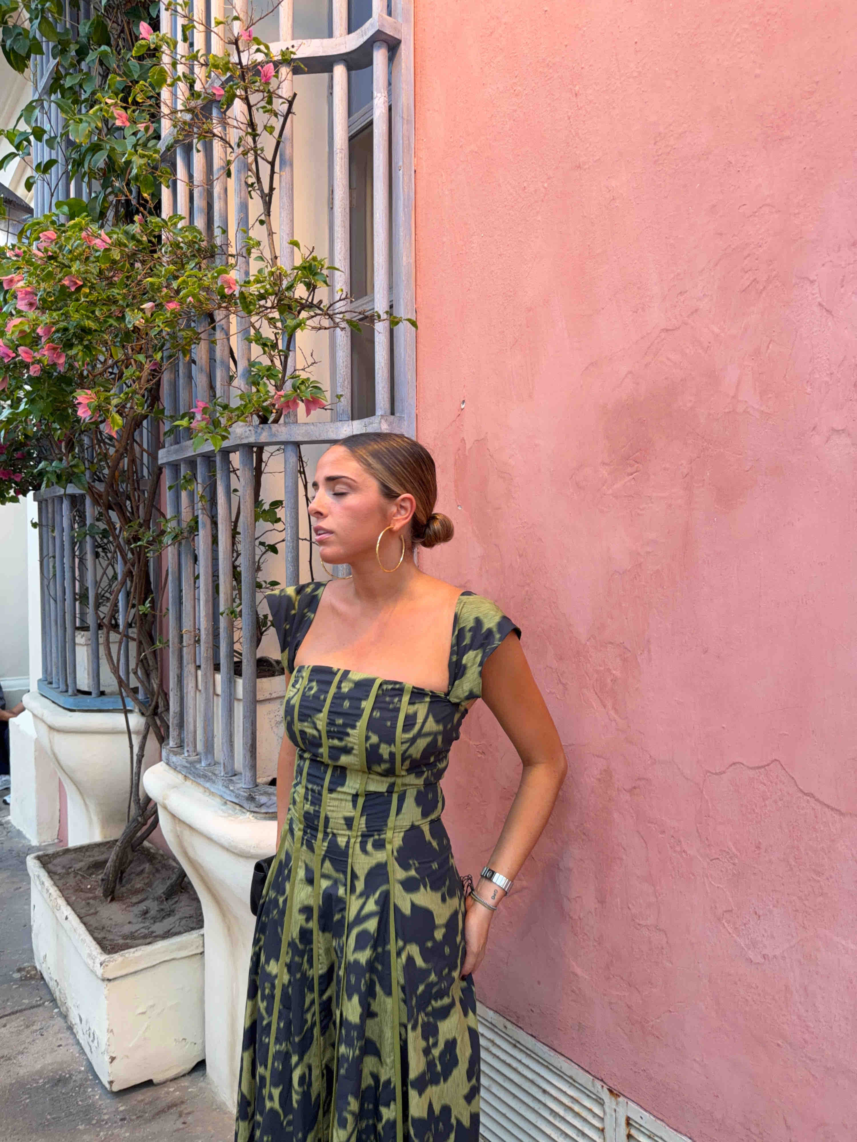Vestido galu Galü Athelier — foto 1 de 3