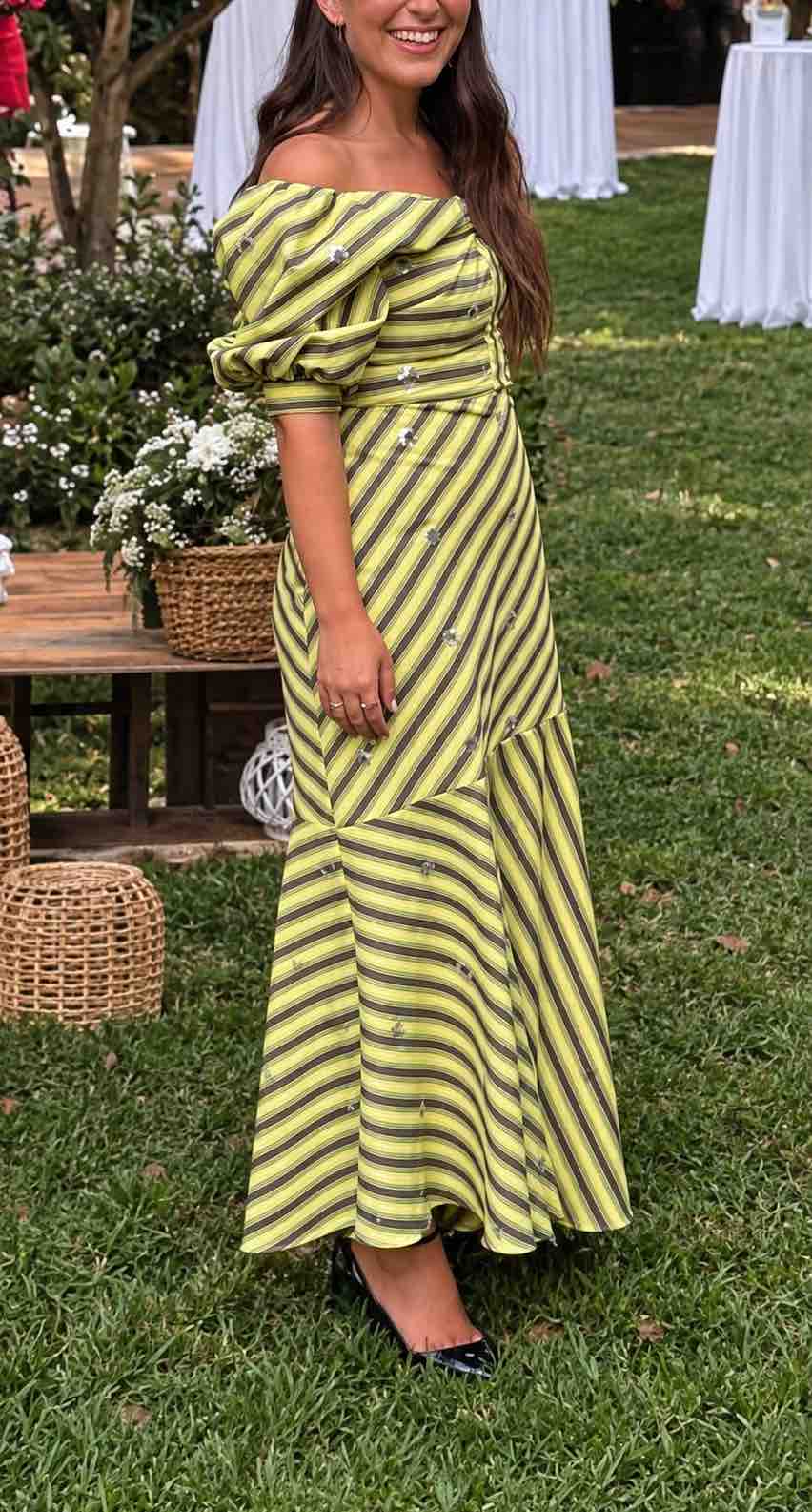 Vestido Greta Redondo Brand invitada — foto 1 de 3