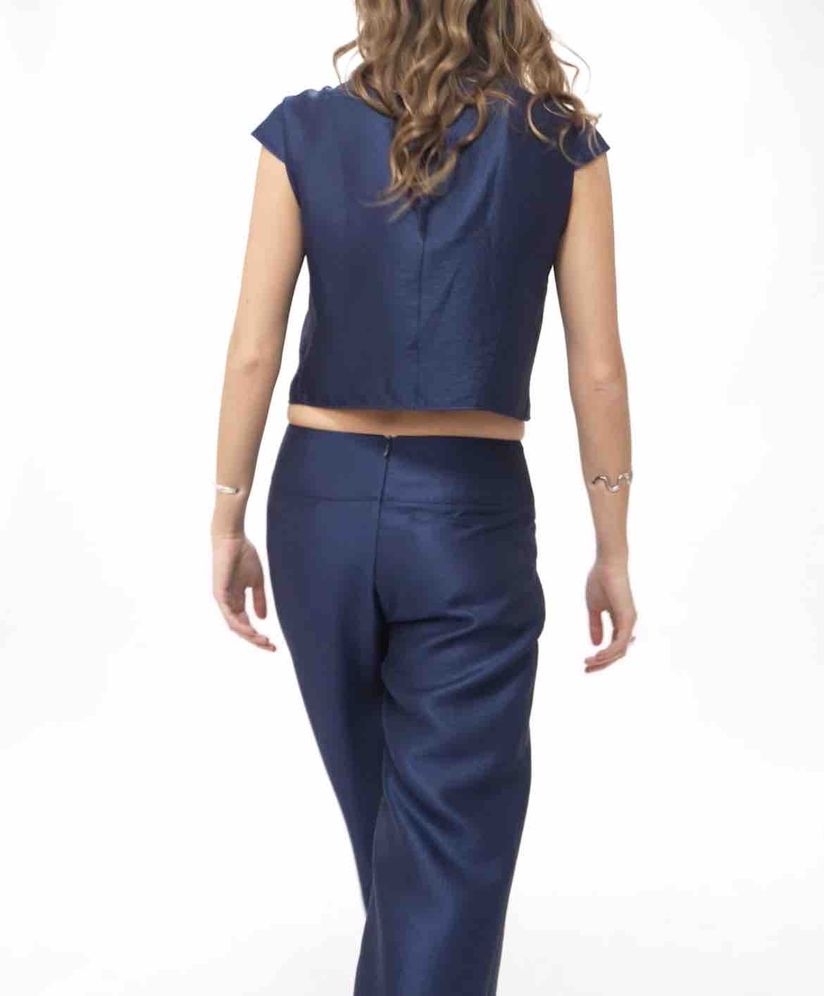 conjunto ideal para invitada de todo tipo The Are — foto 4 de 4