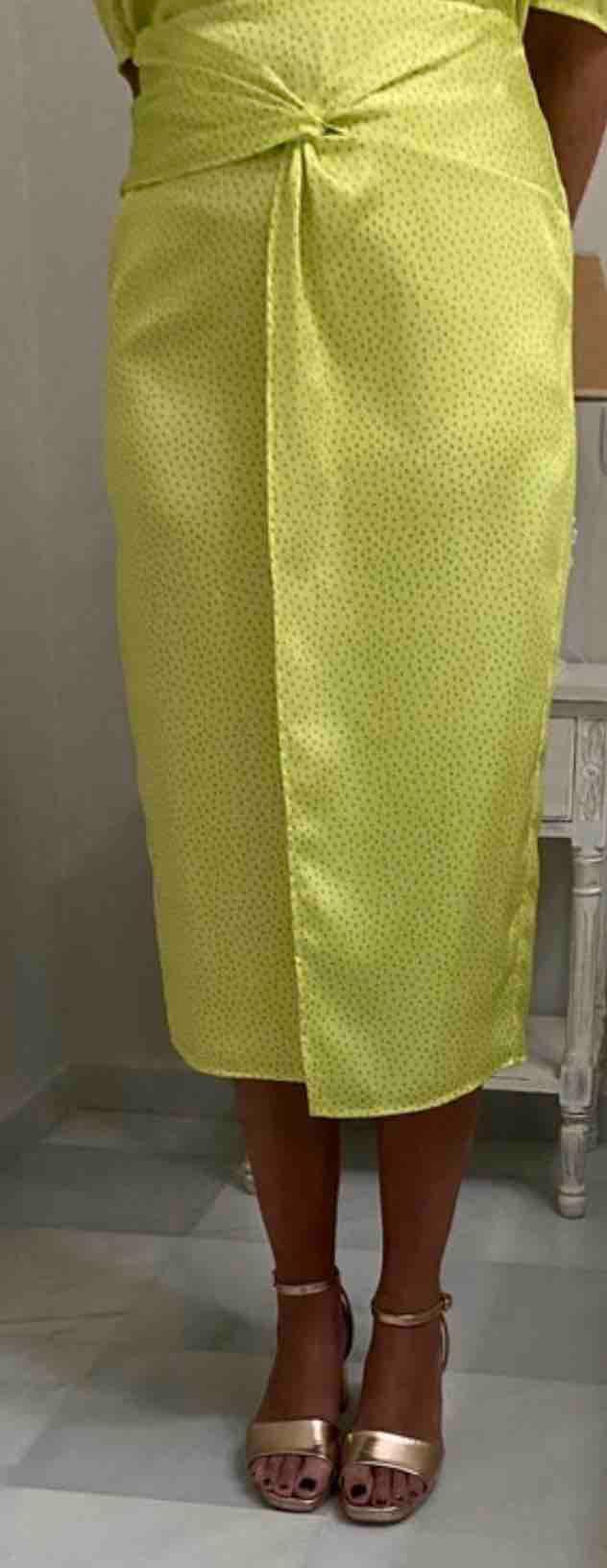 Conjunto verde lima May Varela — foto 4 de 4