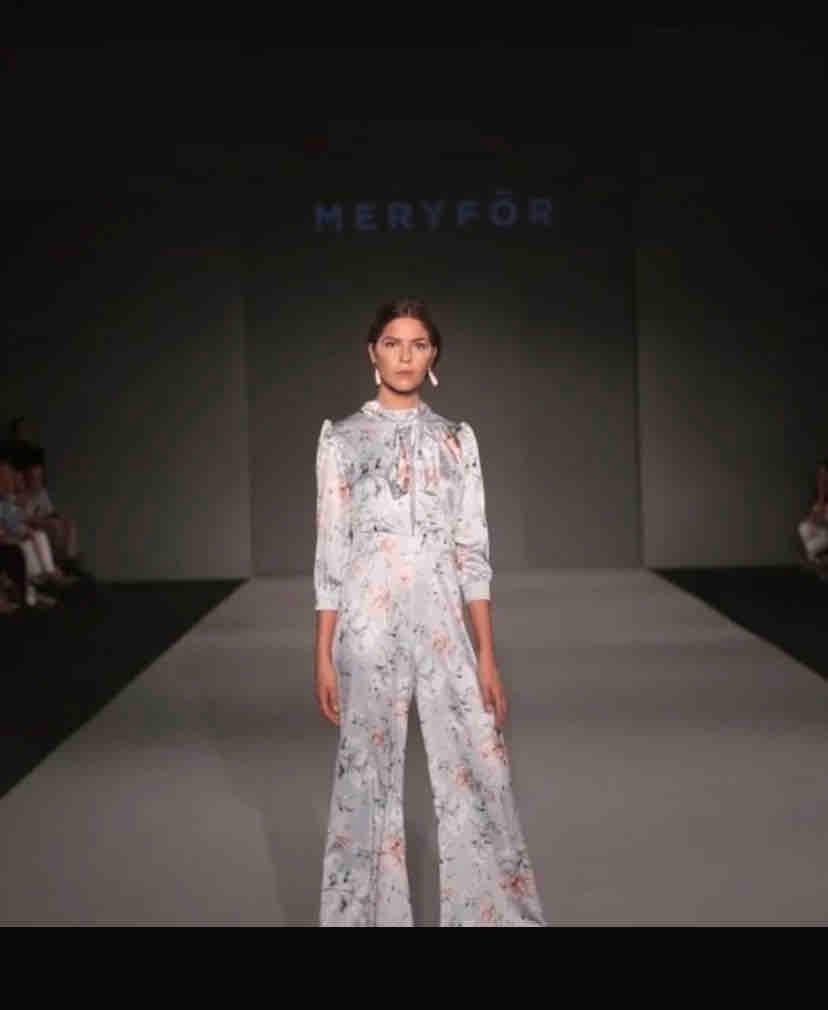 Mono estampado azul grisáceo Meryfor — foto 2 de 6