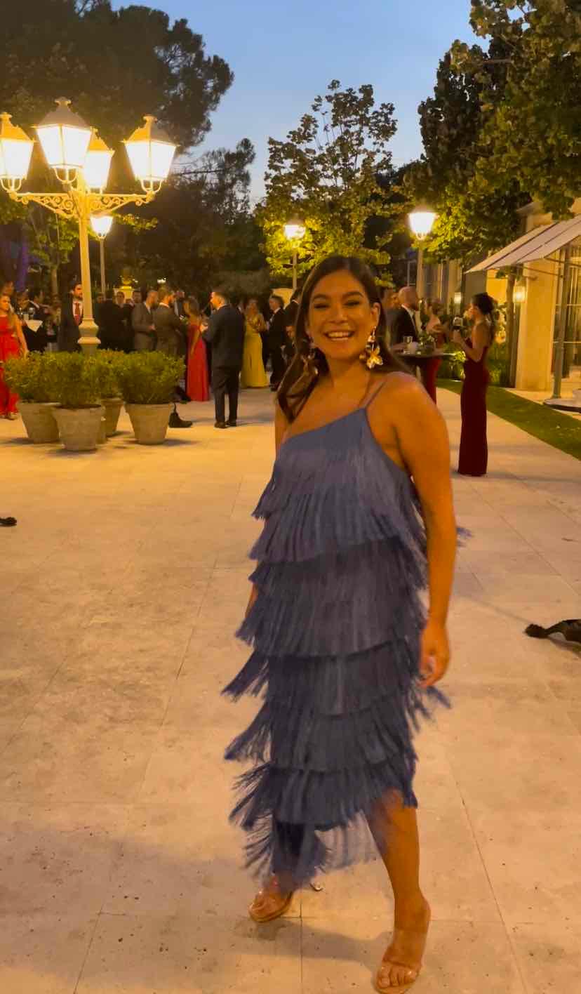 Vestido de invitada azul conflecod Womance — foto 1 de 3