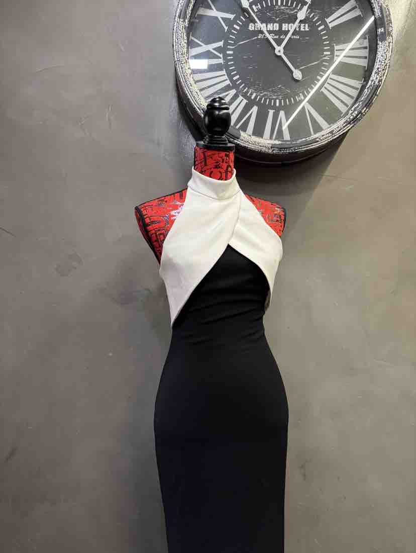 Vestido Nicolas Montenegro — foto 2 de 4
