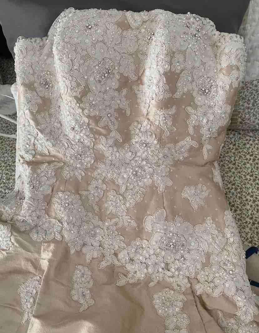 Vestido de novia Petro Valverde — foto 2 de 6
