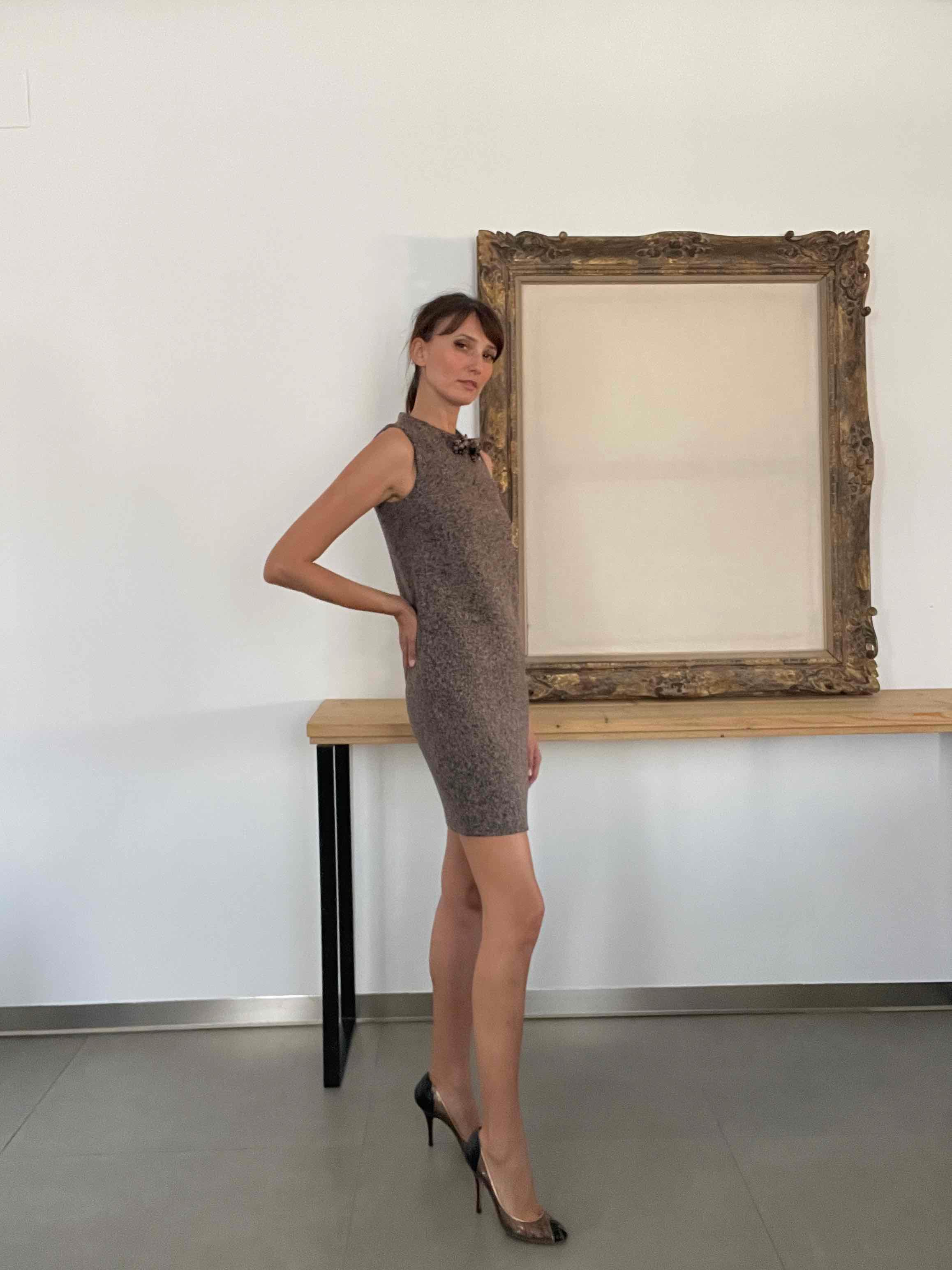 VESTIDO THE 2ND SKIN — foto 2 de 4