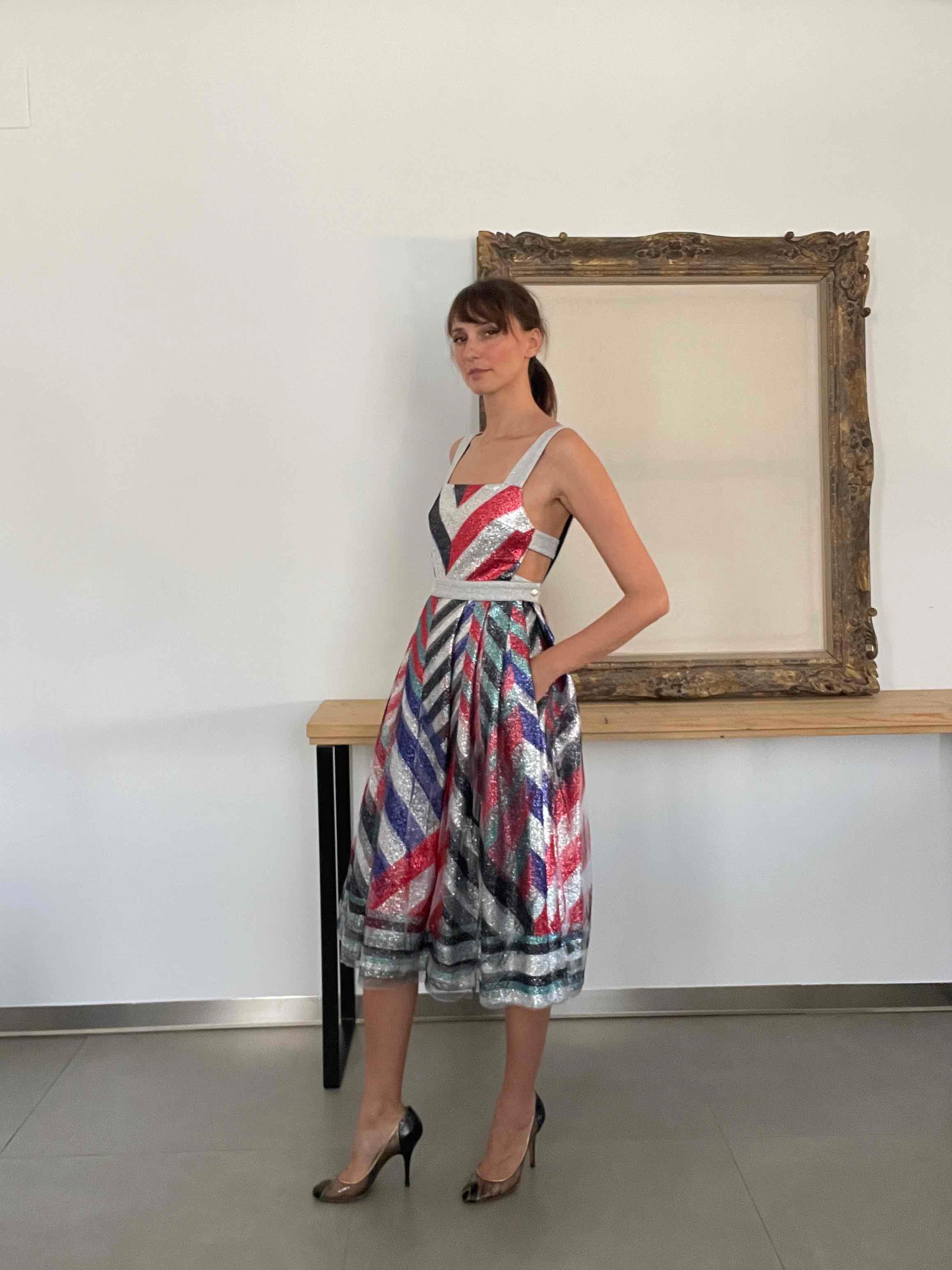 VESTIDO & OTHER STORIES — foto 2 de 4