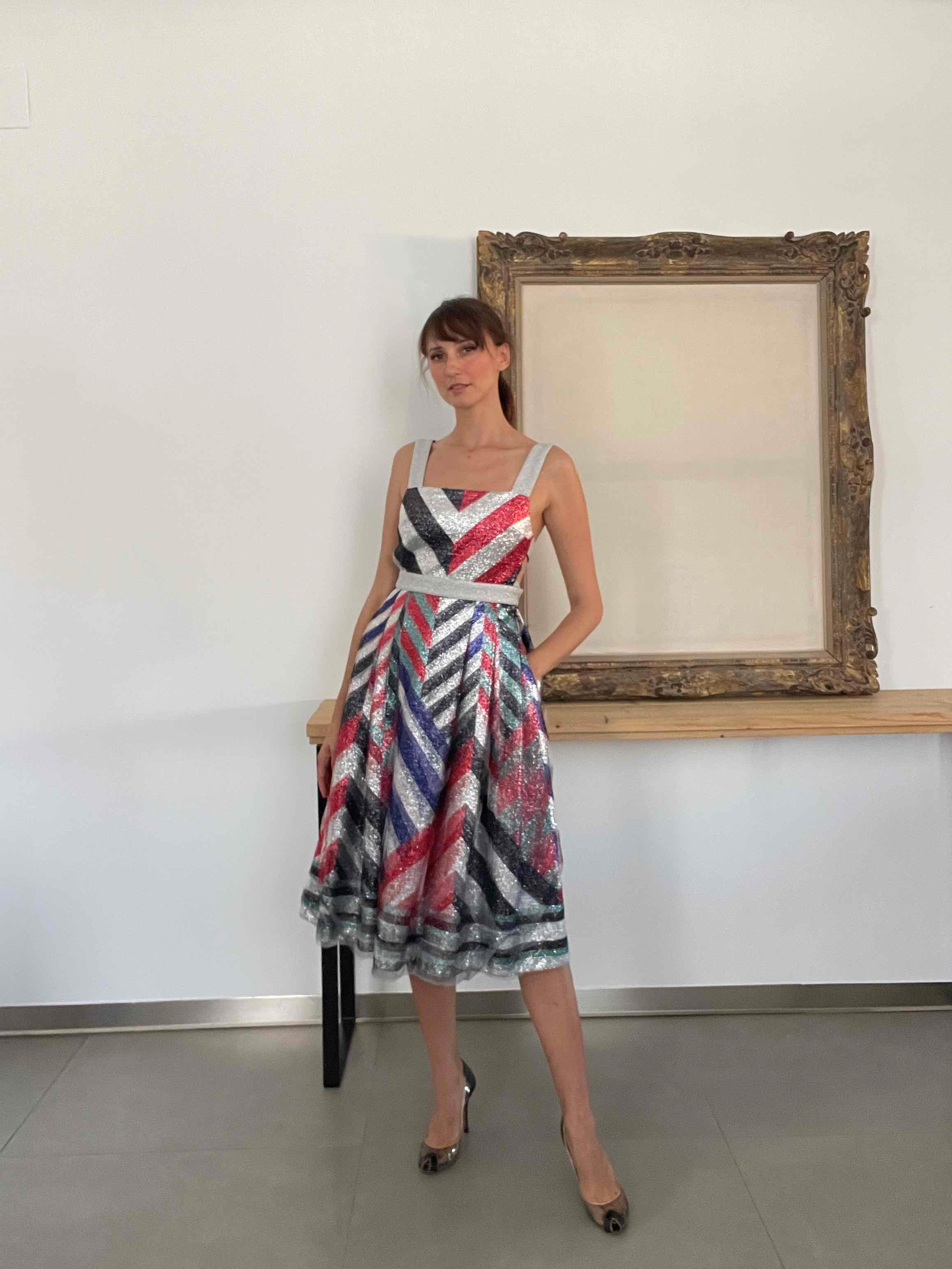 VESTIDO & OTHER STORIES — foto 1 de 4