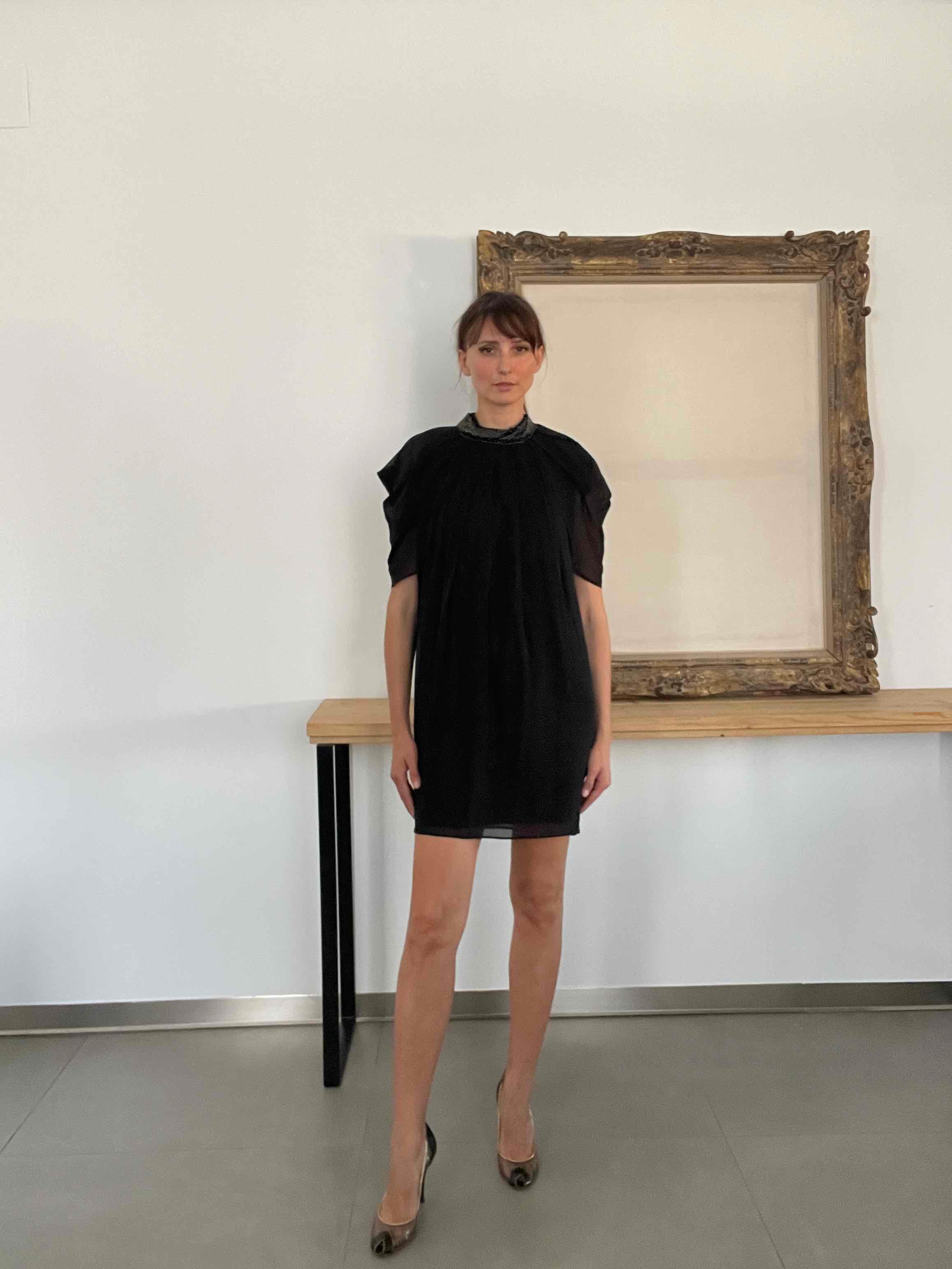 VESTIDO SUZIE WONG — foto 1 de 4