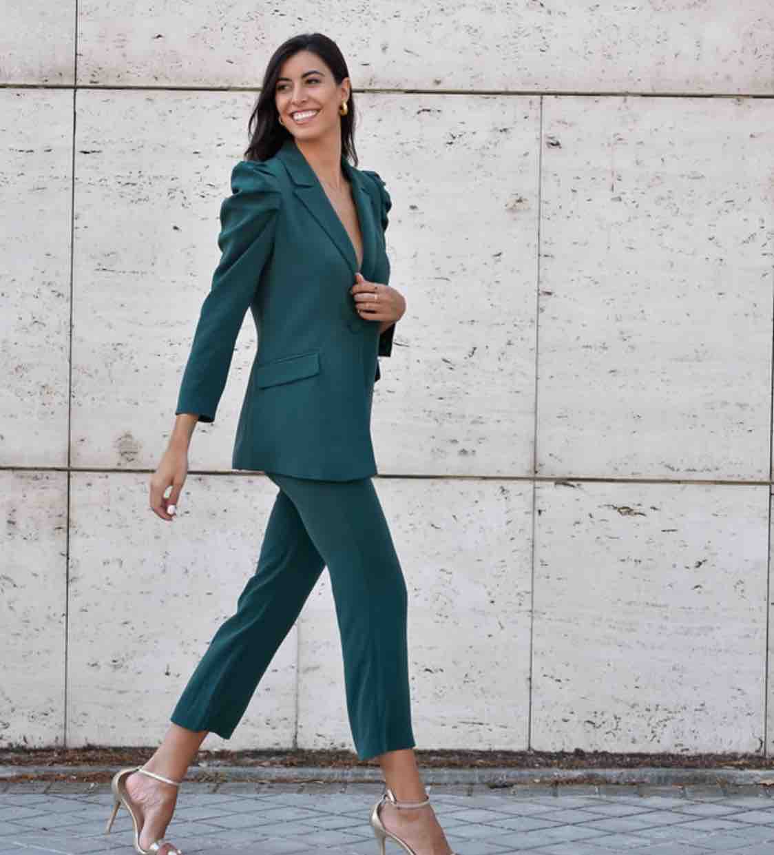 Traje PETUNIA verde Claudia Peris — foto 4 de 5