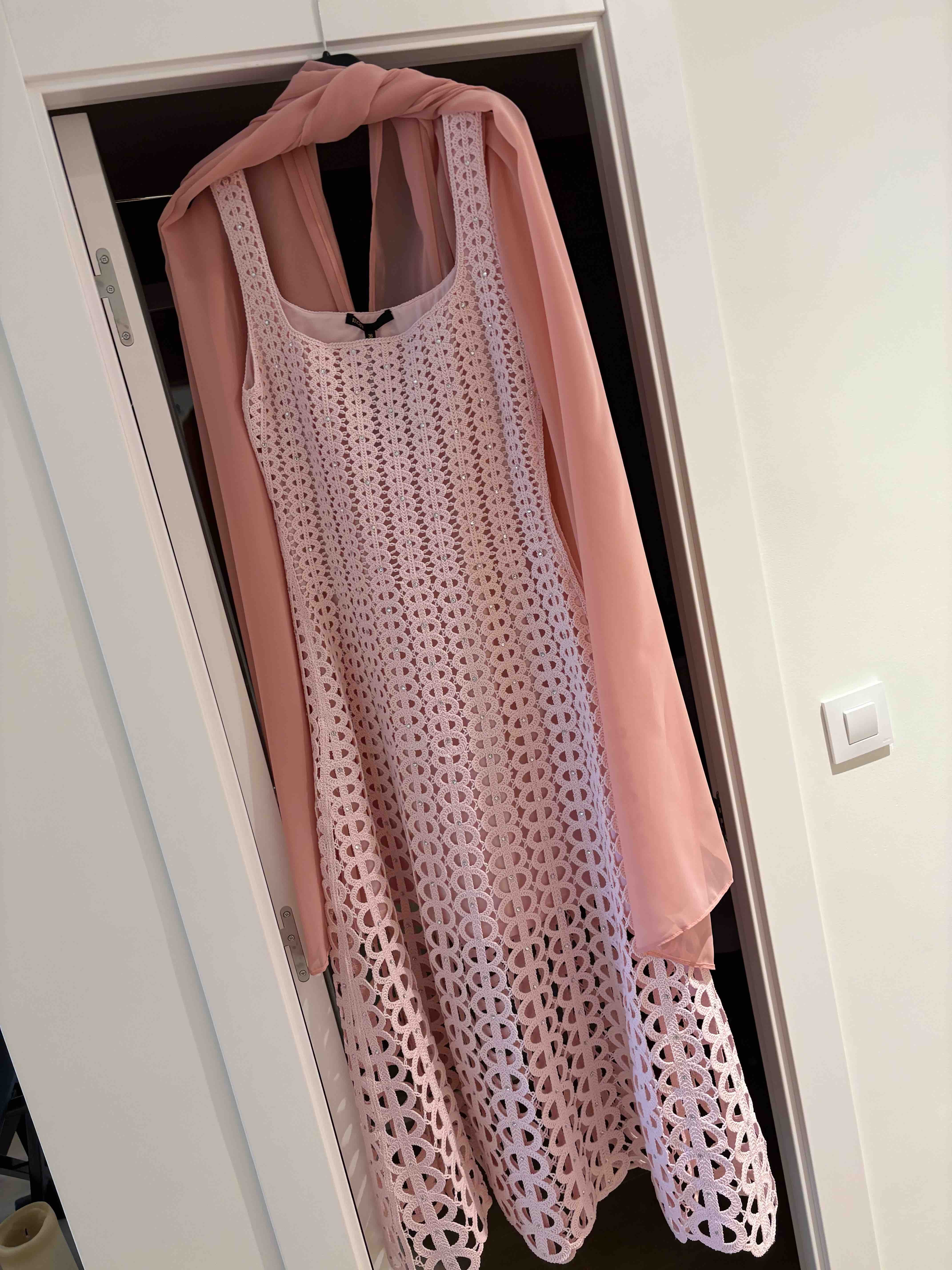 Vestido rosa midi strass Maje — foto 4 de 4
