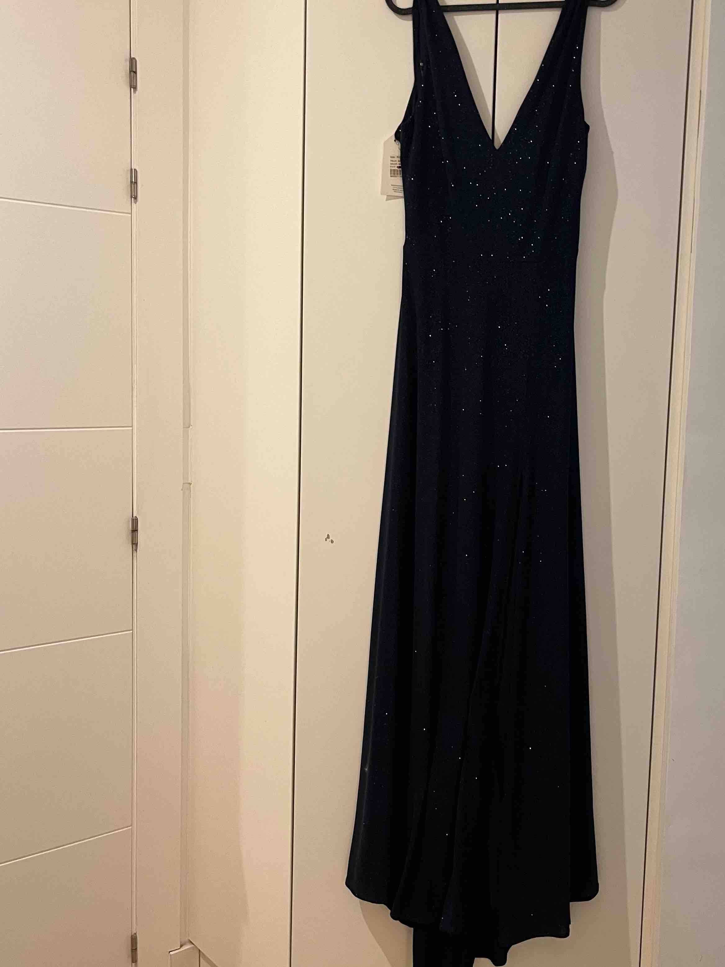Vestido largo con brillos azul oscuro Veneno en la piel — foto 1 de 4