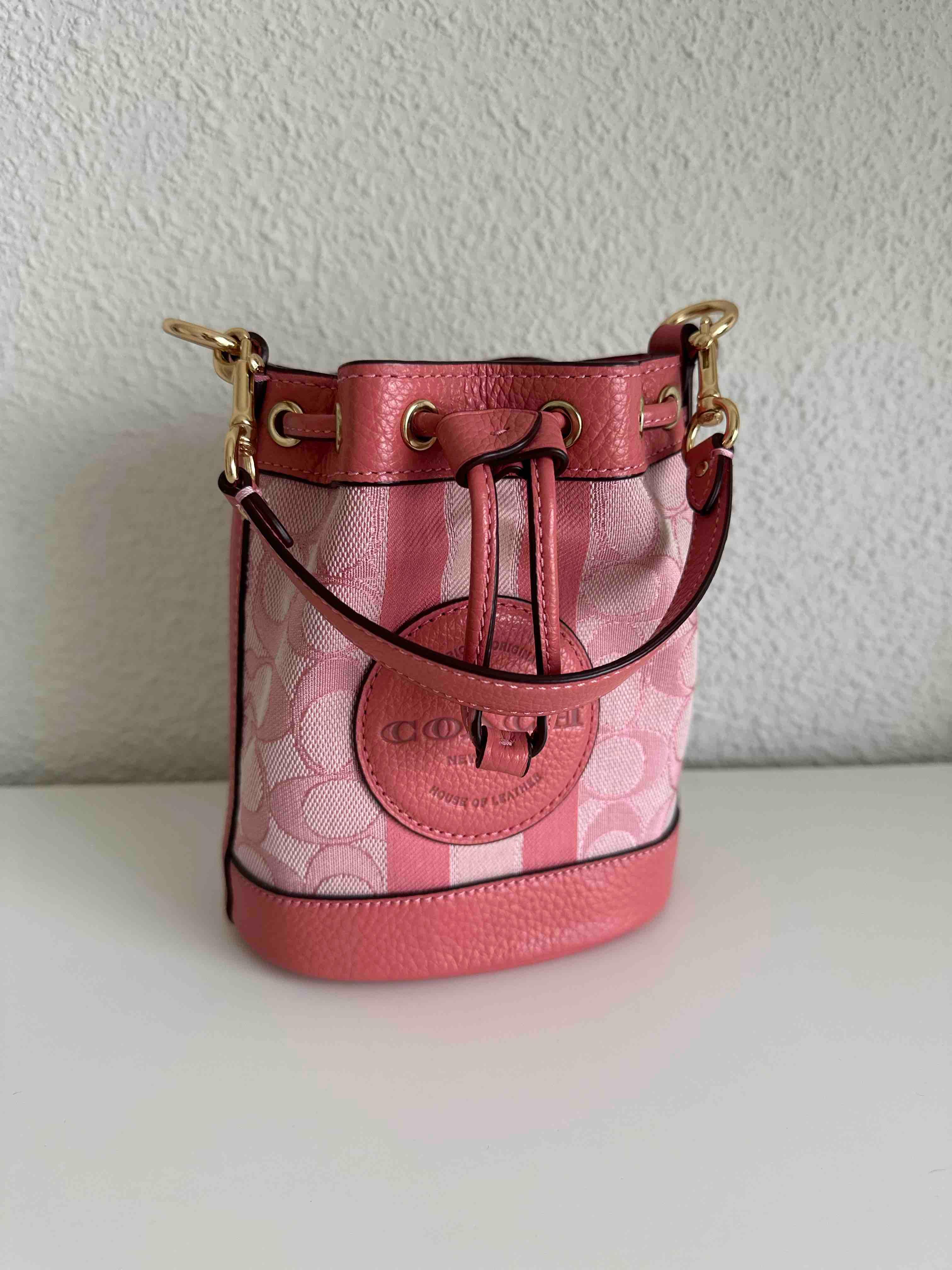 Coach Mini Bucket Bag COACH. — foto 2 de 5