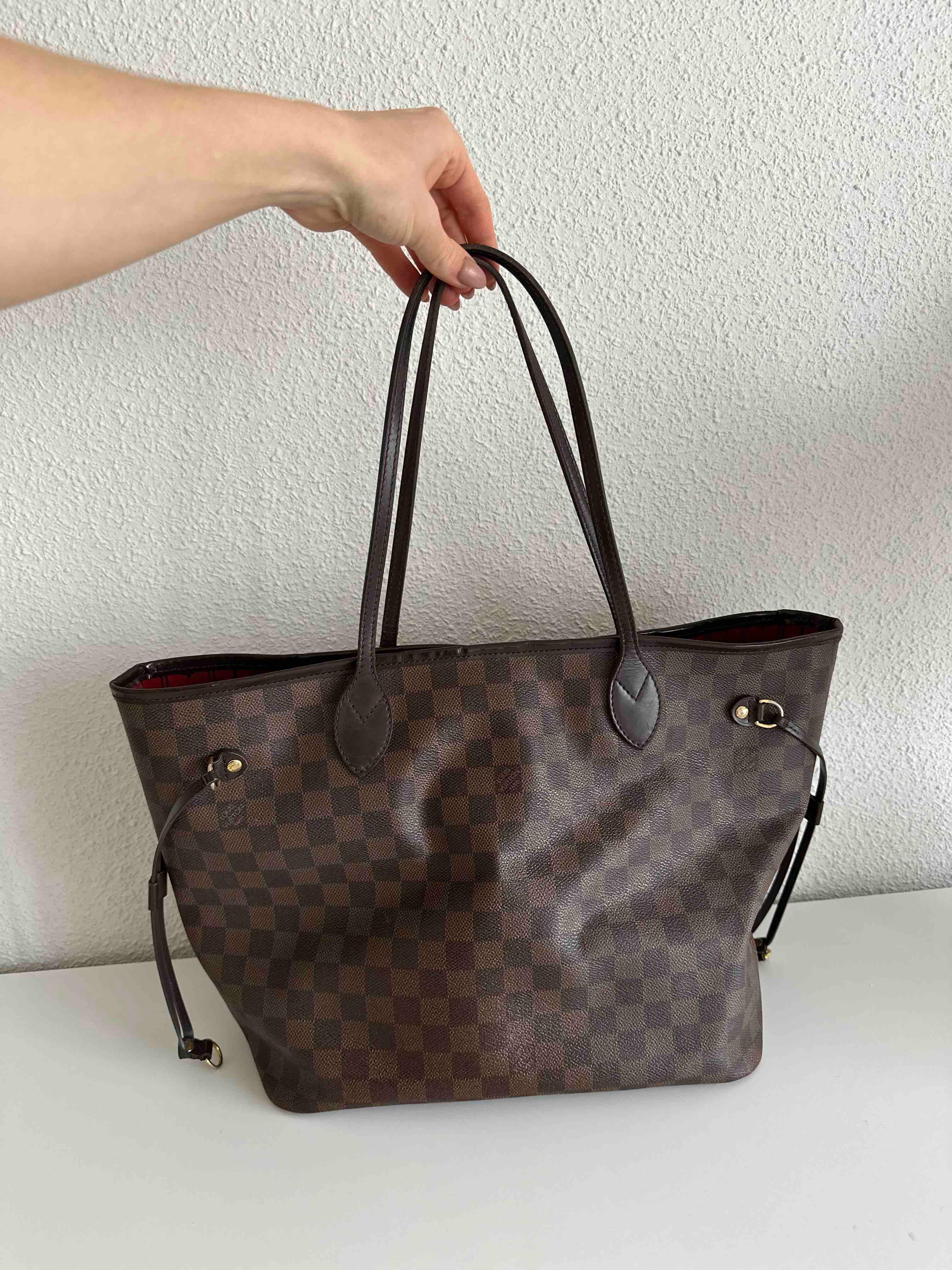 Louis Vuitton Neverfull MM — foto 2 de 4