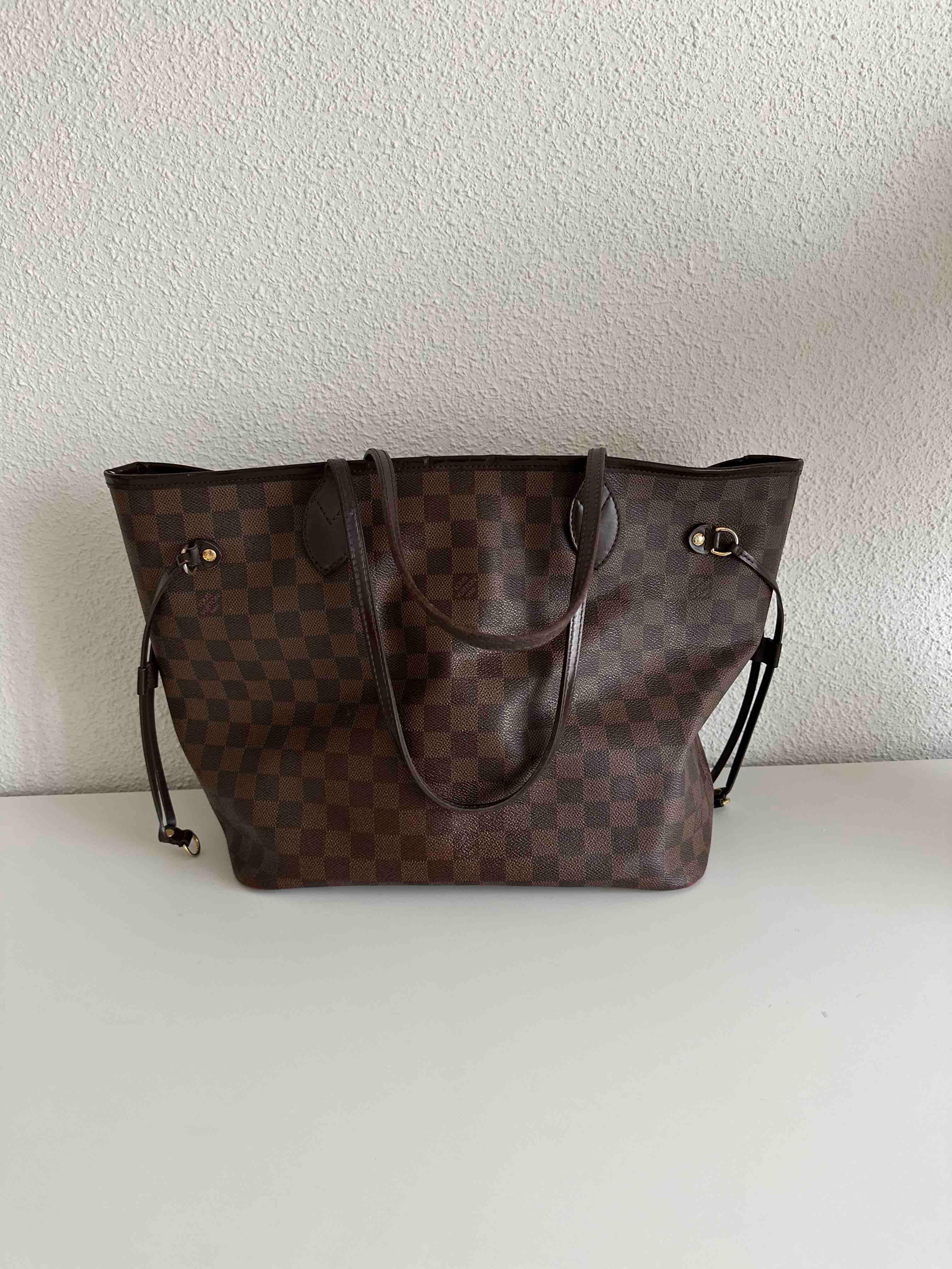 Louis Vuitton Neverfull MM — foto 1 de 4