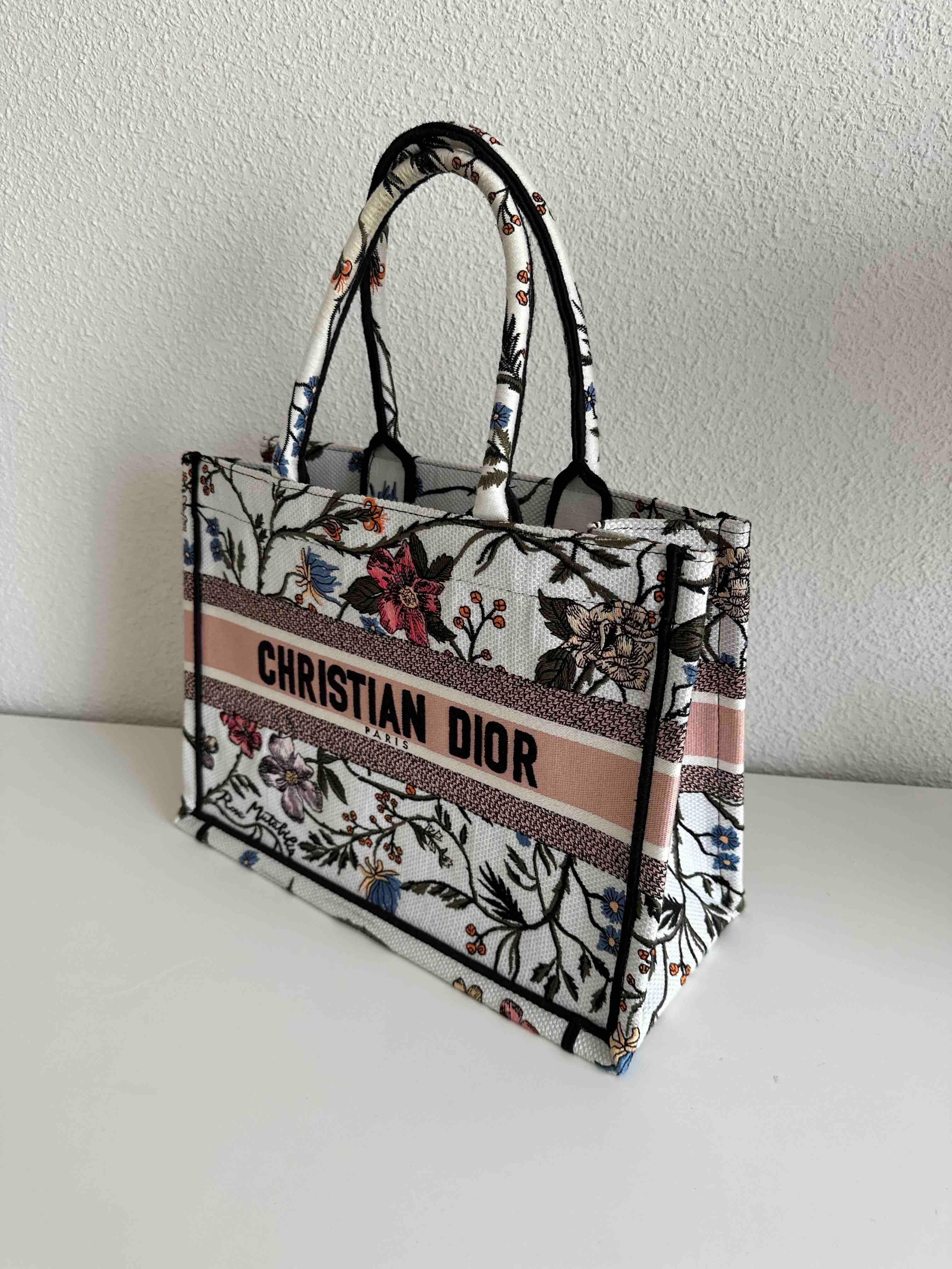 Dior Book Tote — foto 2 de 4