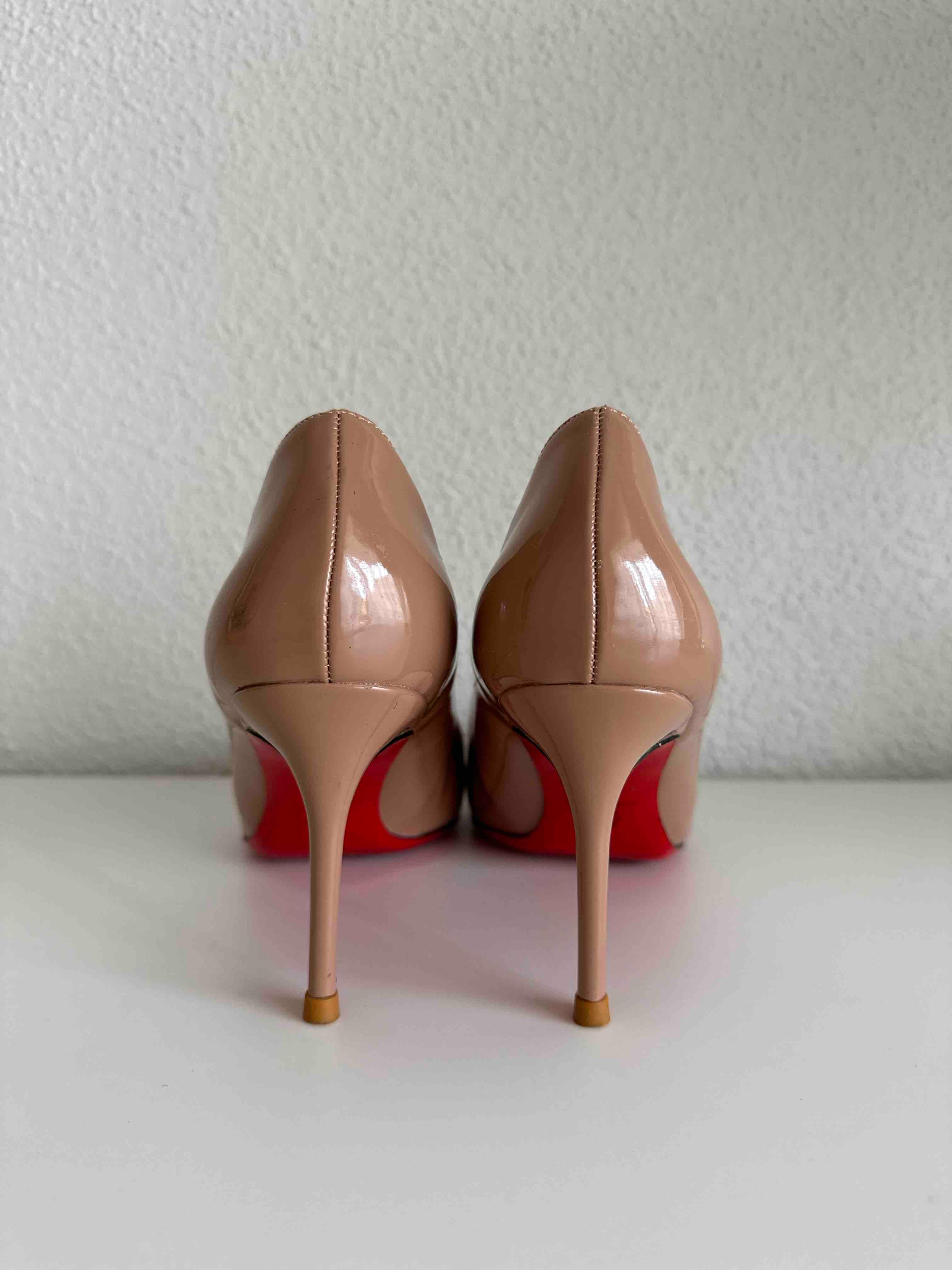Nude Louboutin Heels Christian Louboutin — foto 3 de 6