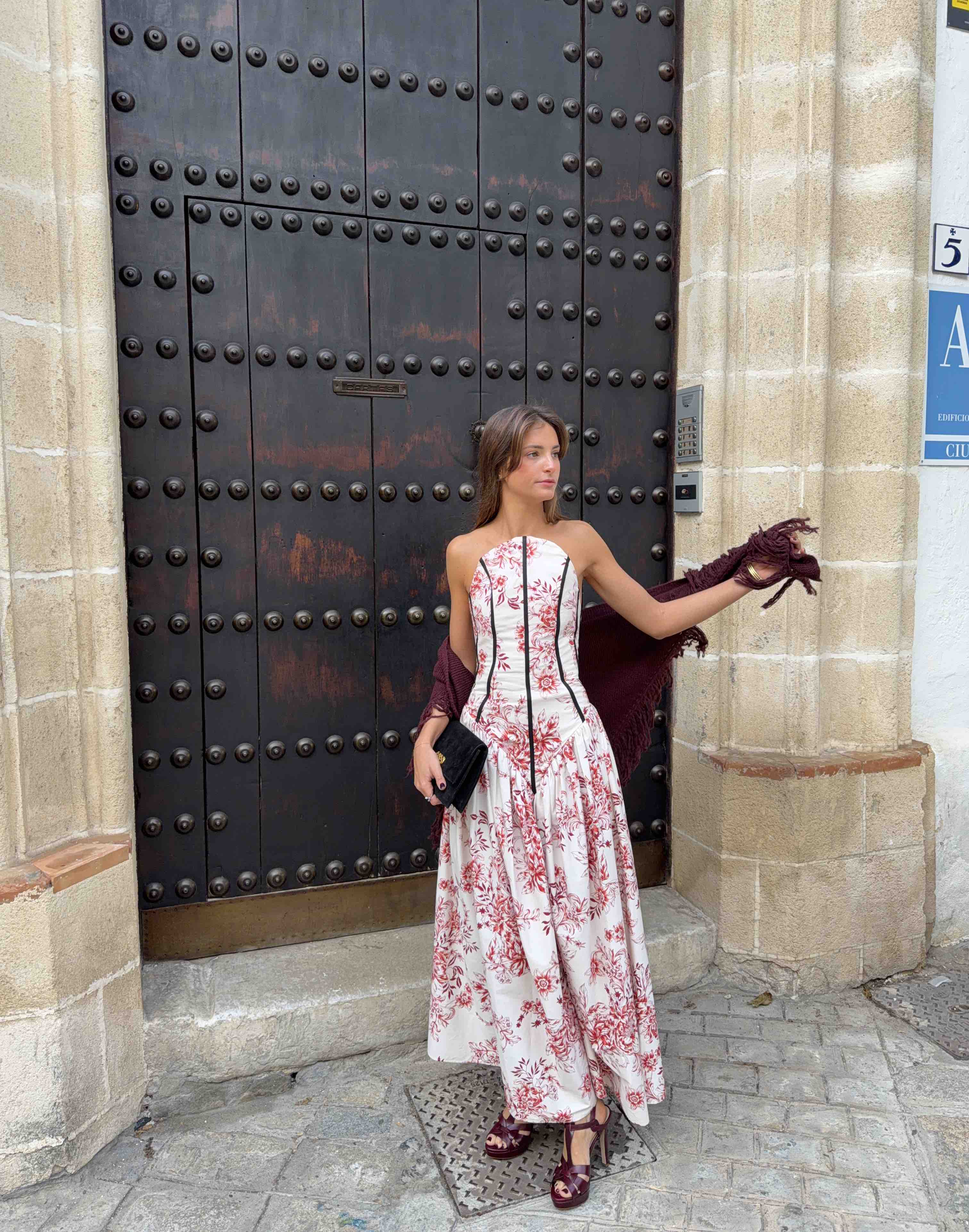 Vestido IQ Collection The IQ Collection — foto 2 de 3