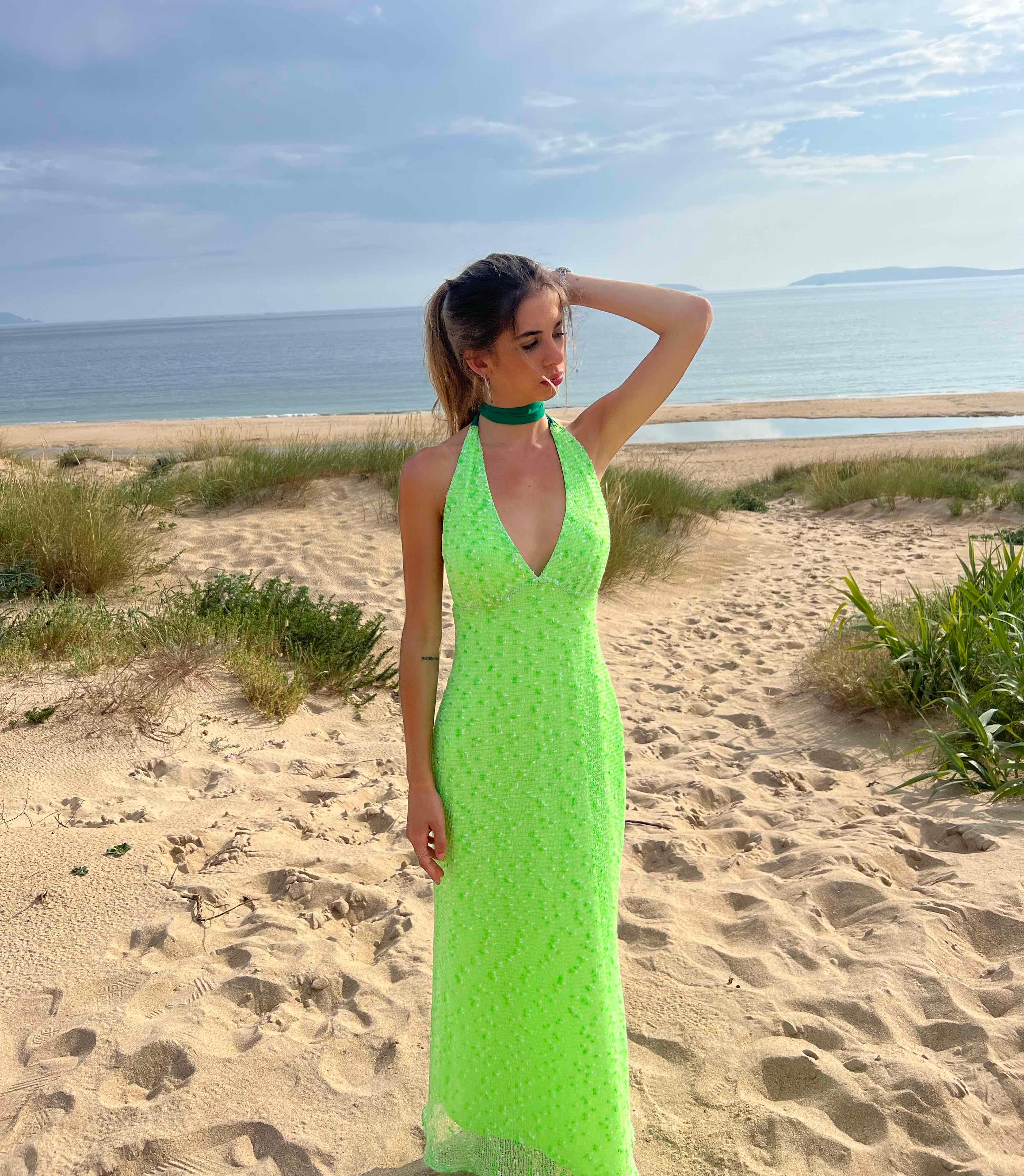 vestido verde lima Claw The Label — foto 1 de 6