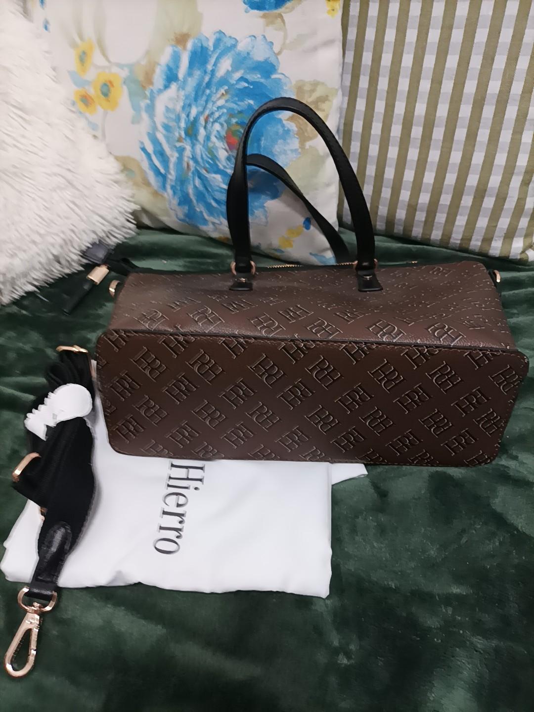 Bolso cómodo y pequeño ideal para no ir tan cargada. Pedro del Hierro — foto 5 de 5
