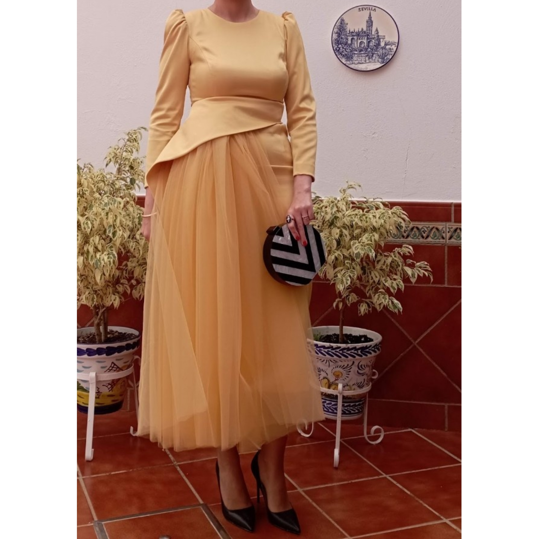 vestido invitada a boda sobrefalda tul — foto 1 de 5