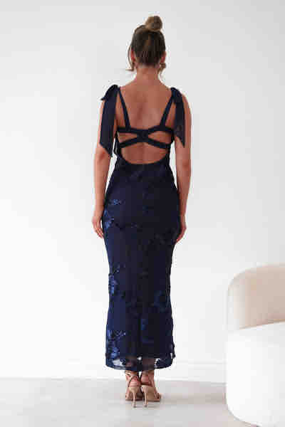 Vestido Oh Hello Clothing azul, talla S, en alquiler — foto 2 de 2